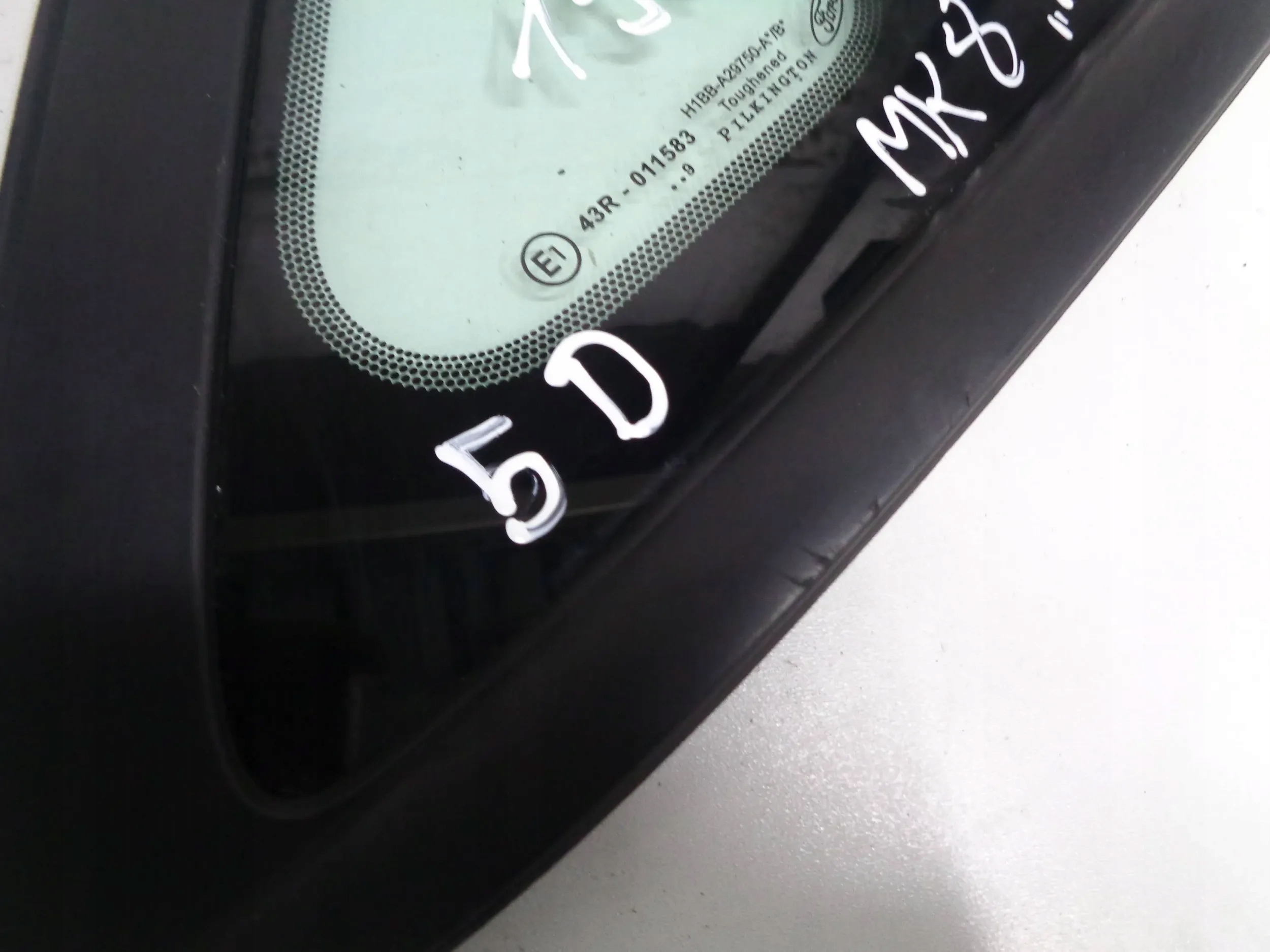 FORD FIESTA MK8 window bodywork right rear part rear 19R
