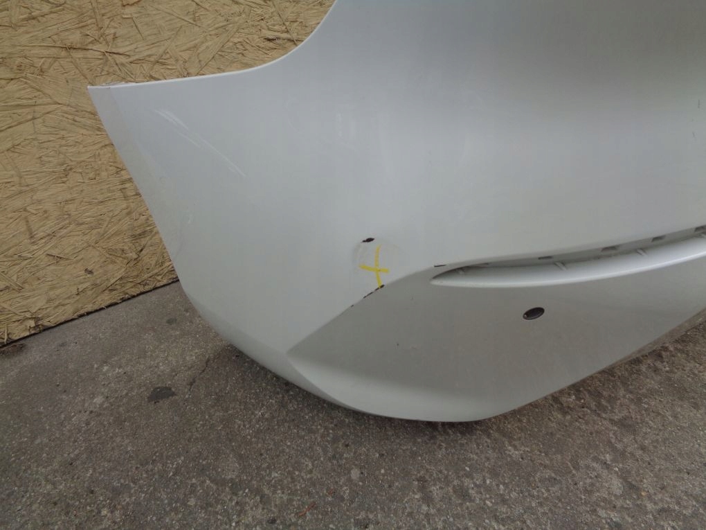 BMW 1 F40 19- STOSSSTANGE HINTEN