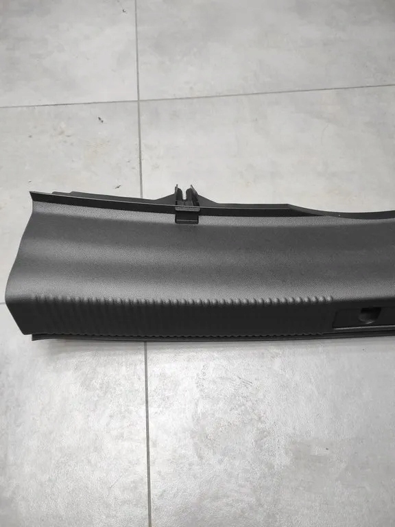 Audi A5 8T cover supports boot 8T8864483