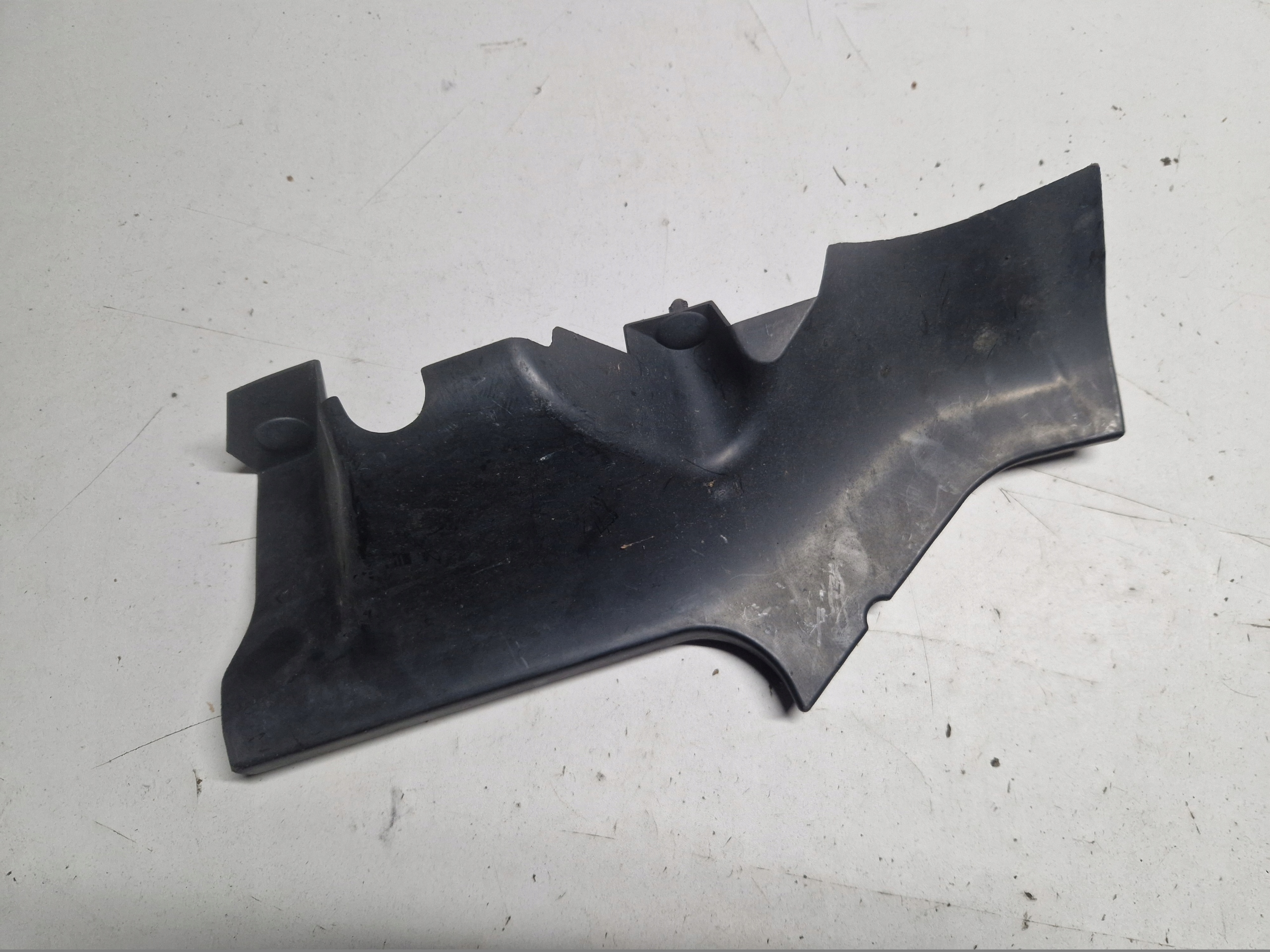 FORD MONDEO MK3 luftansaugkanal 3S71-8310-AA