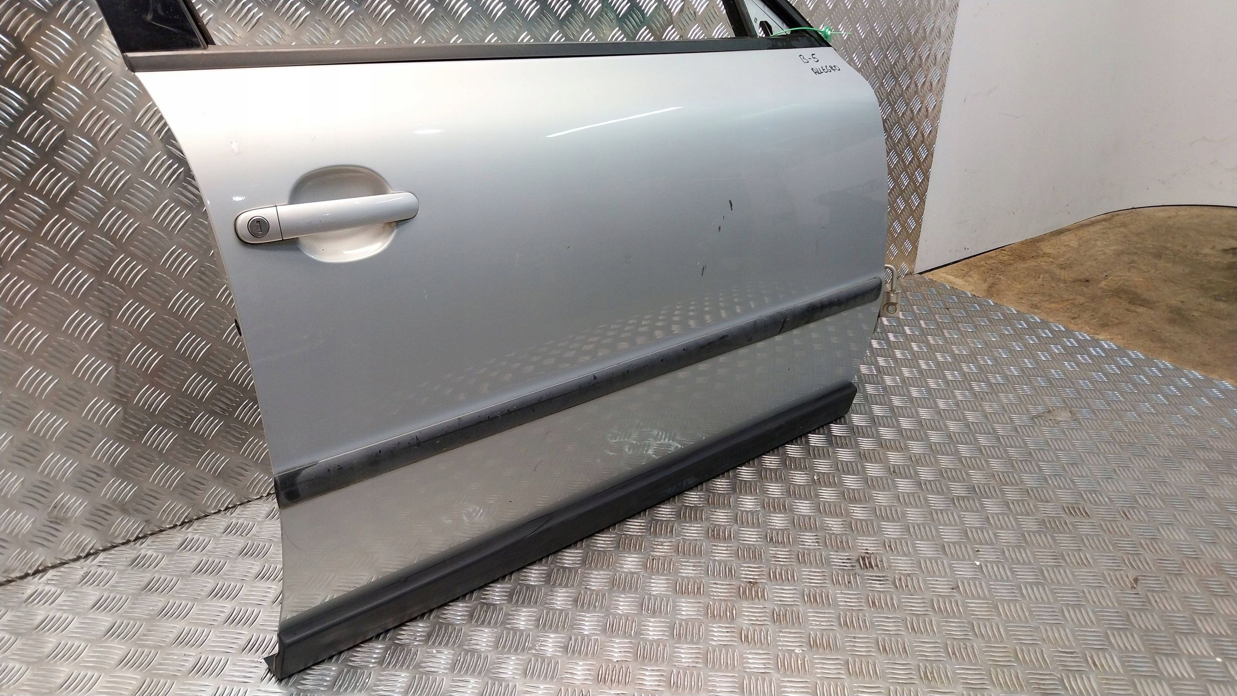 door front right VW PASSAT B5 96