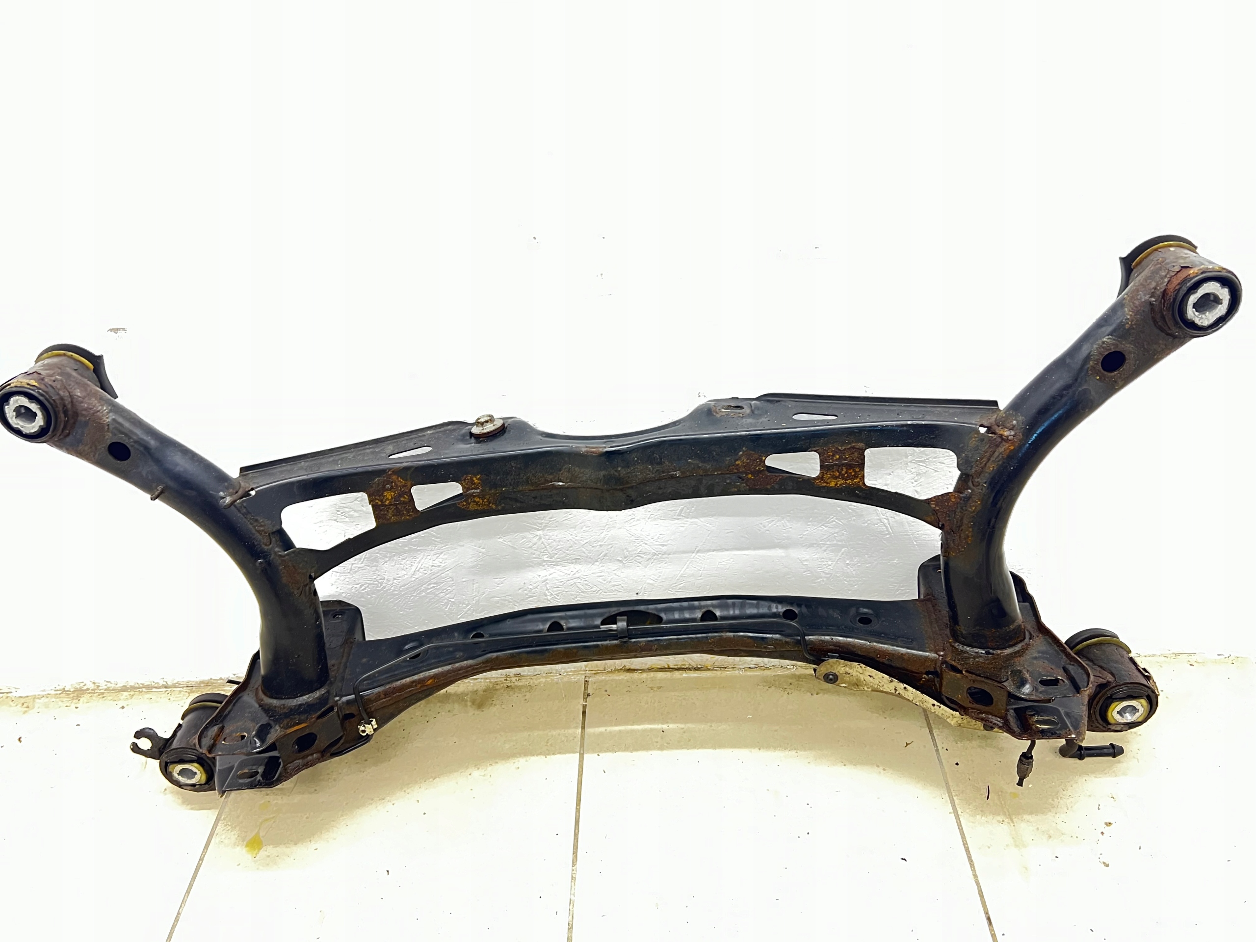 axle beam subframe axle beam rear part VW PASSAT B8 2.0 TDI 3Q0505107B