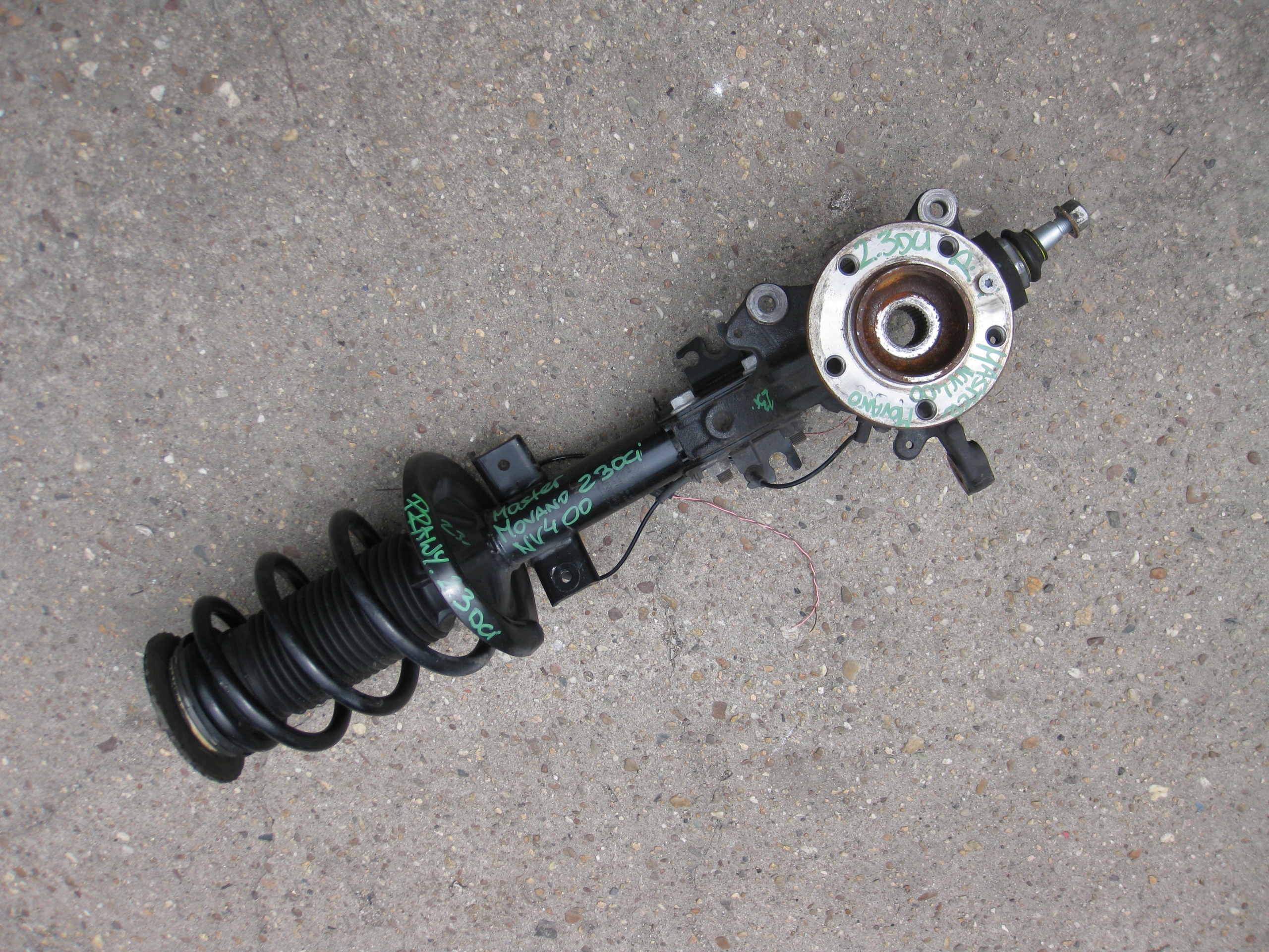 RENAULT MASTER III 2.3 DCI 23R McPherson right front