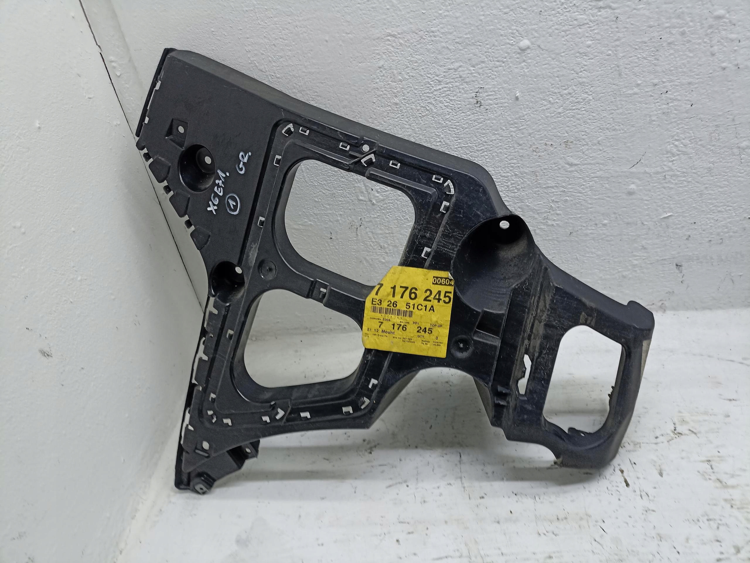 bumper bracket left rear part m-packet BMW X6 E71 LCI