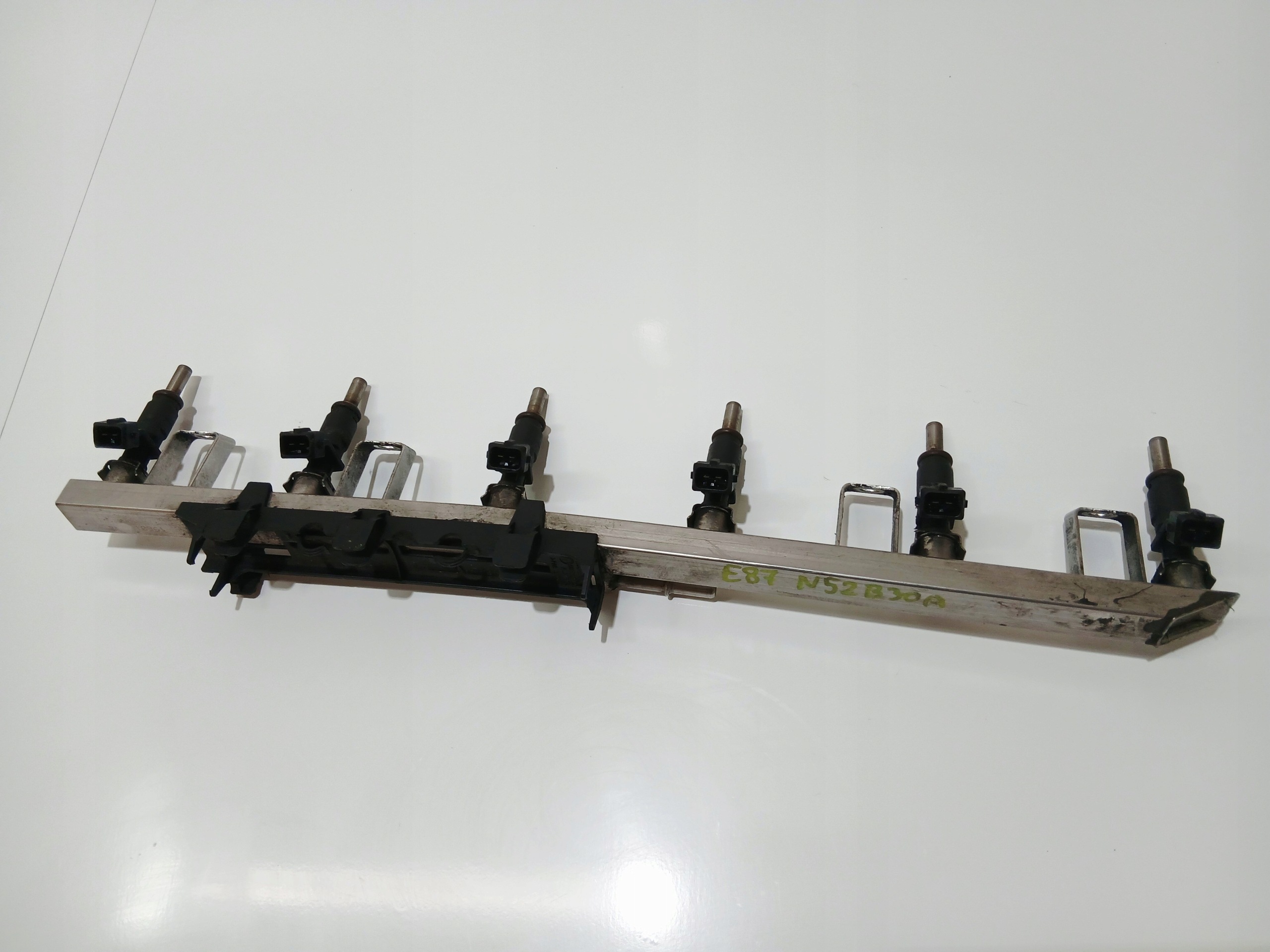 injection ramp BMW E87 N52B30A (0005863)