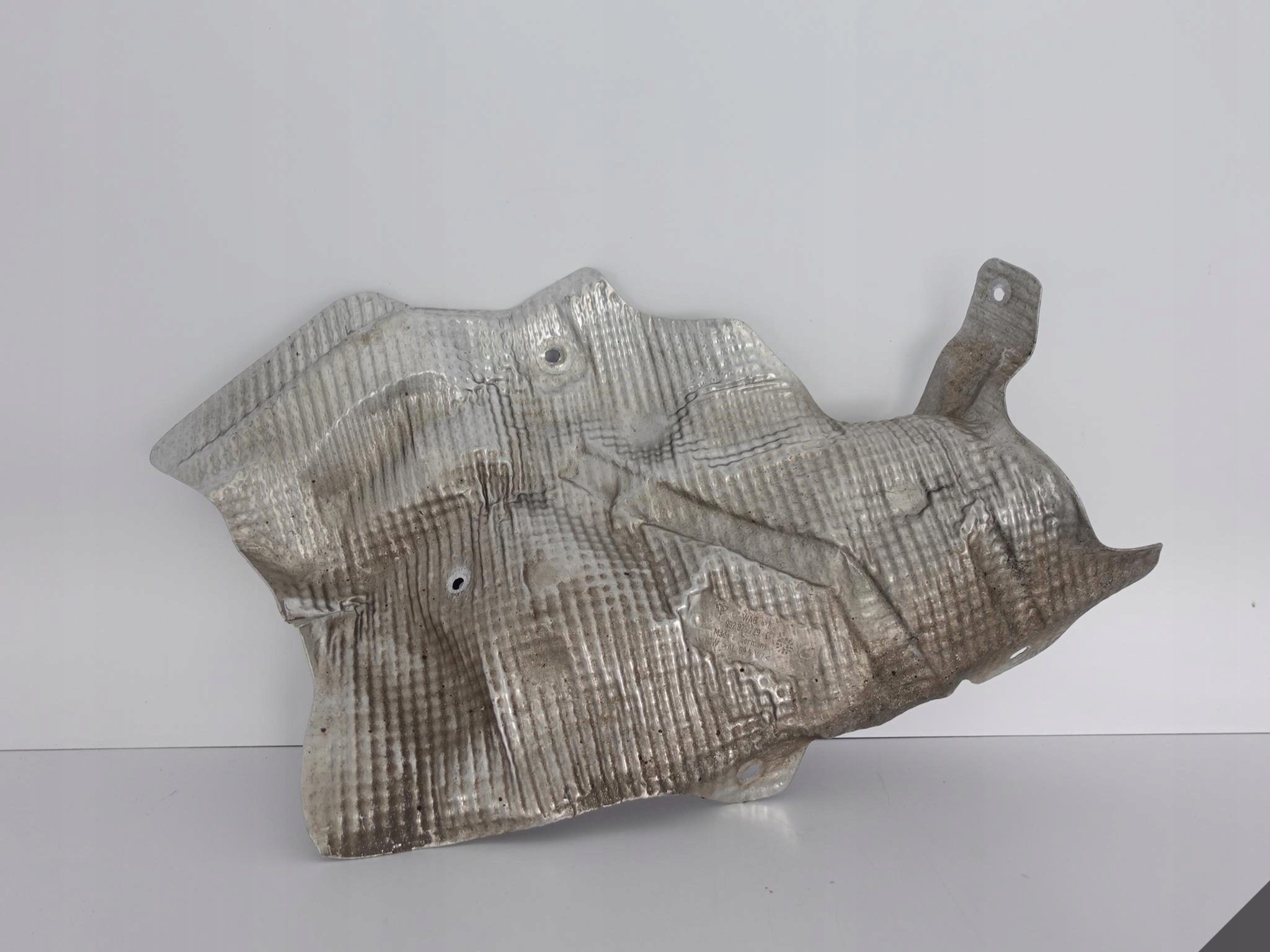 992825729C - PORSCHE 911 992 CARRERA 19-ТЕПЛОВИЙ ЩИТ ЗАДНІЙ L