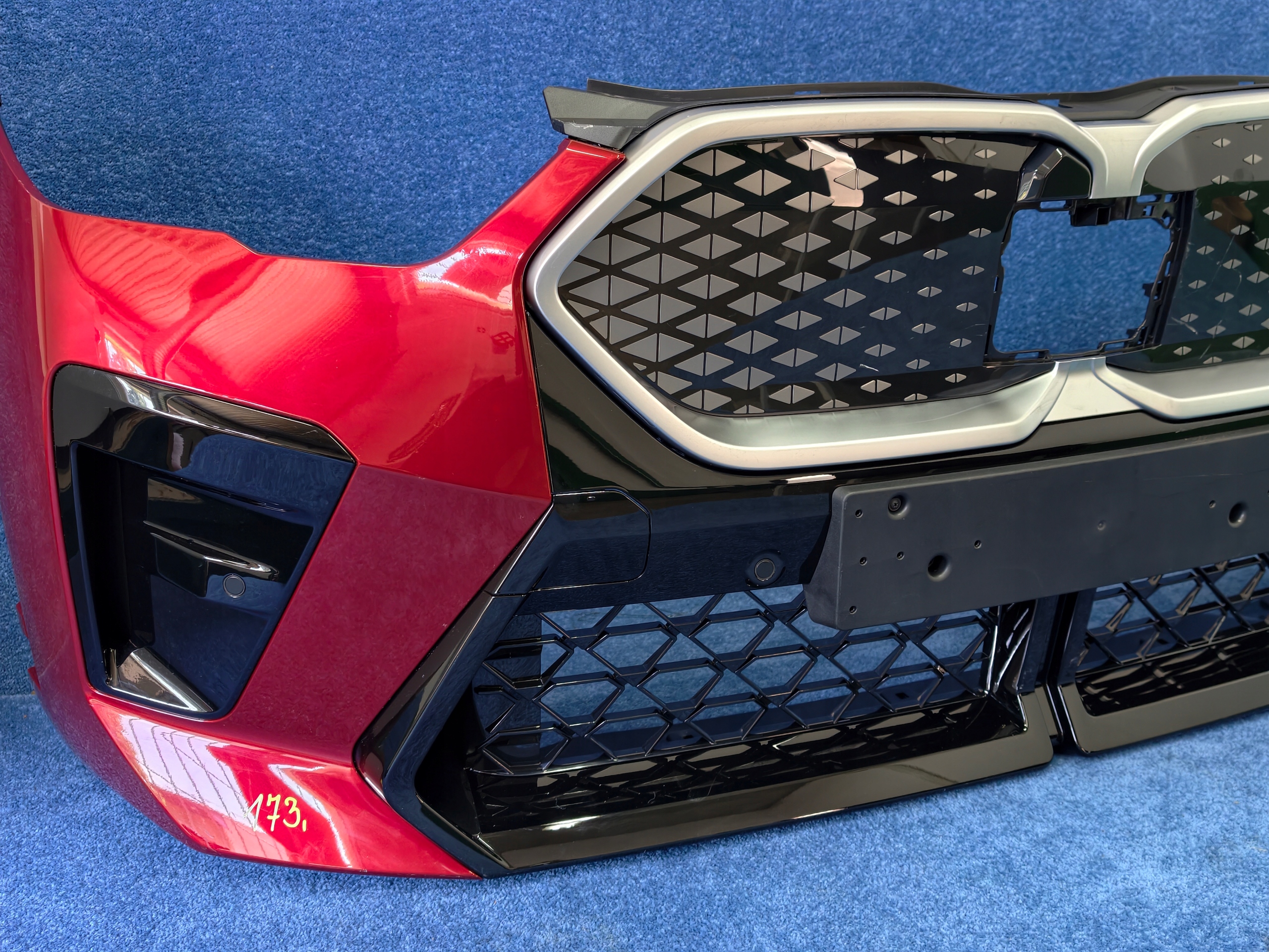BMW IX2 X2 U10 bumper front front complete 6X PDC red 51117884917