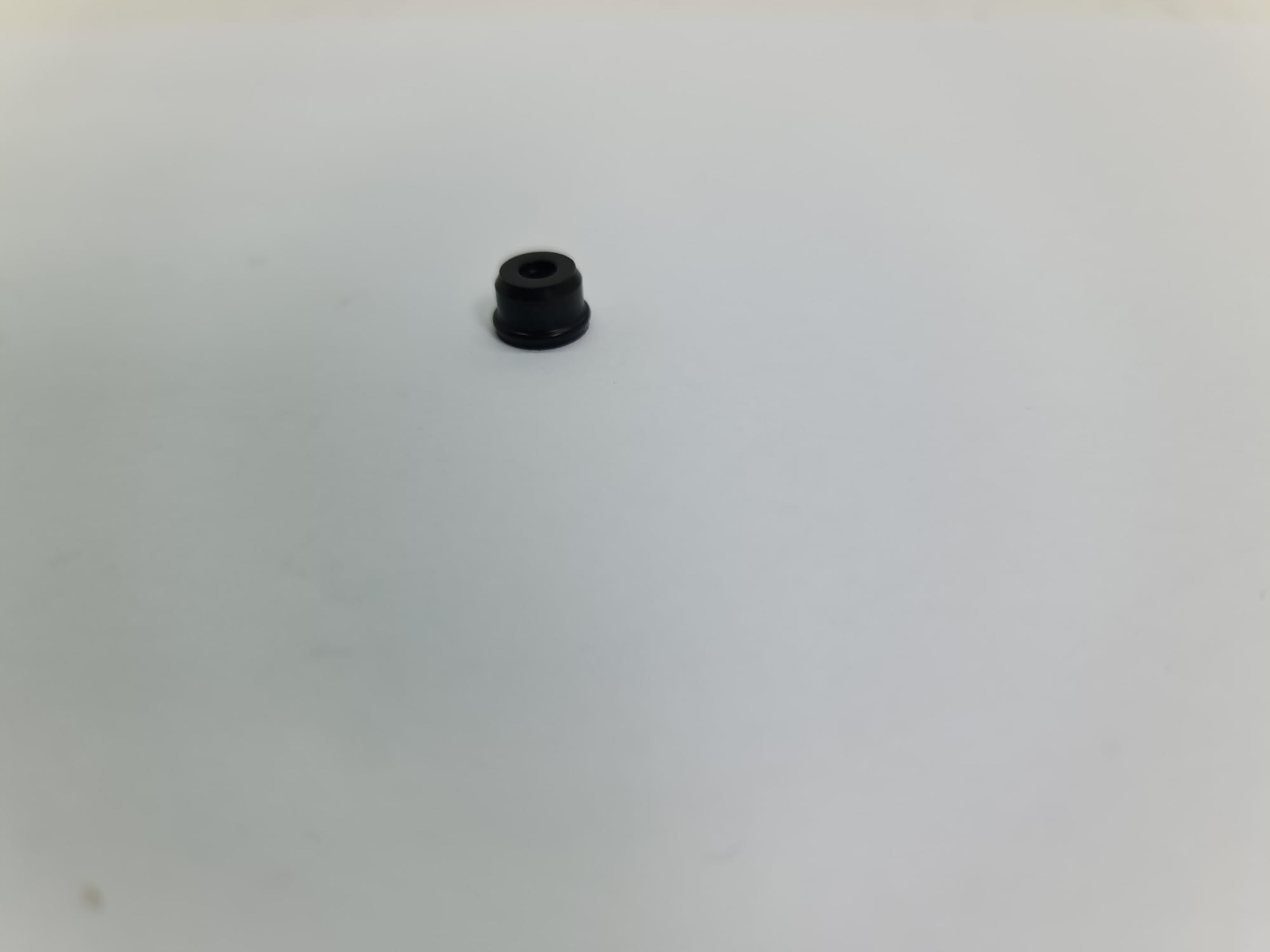 USZCZELKA WYSPRZĘGLIKA TRAFIC VIVARO PRIMASTAR Numer katalogowy części 214589652