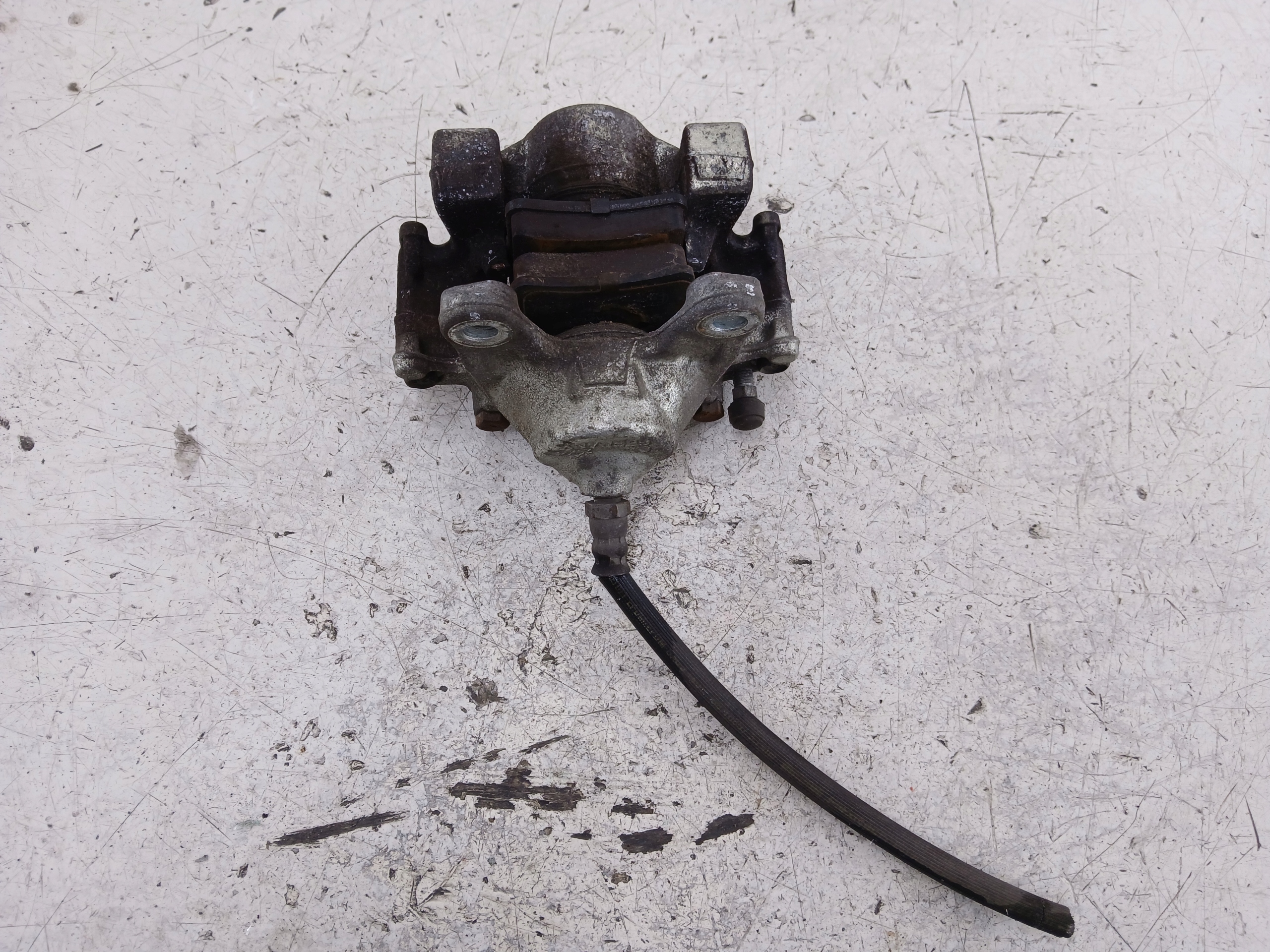 MERCEDES W203 caliper brake right rear part