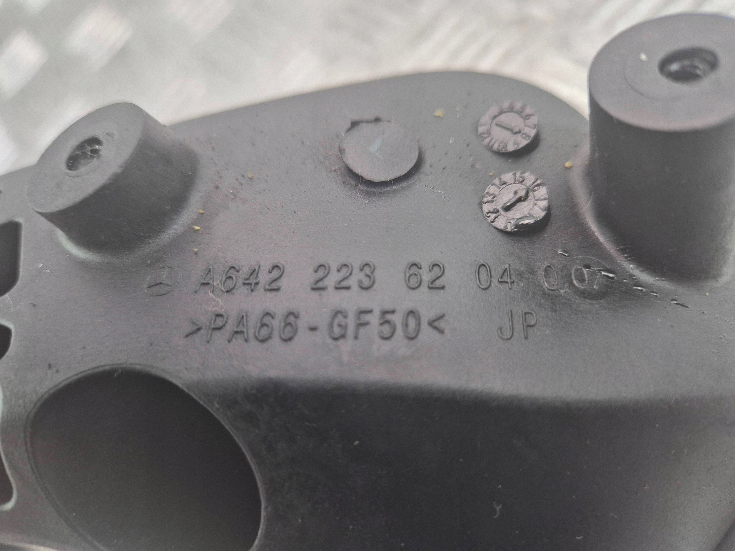 engine mount Mercedes GLE350d W166 A6422236204 642.826