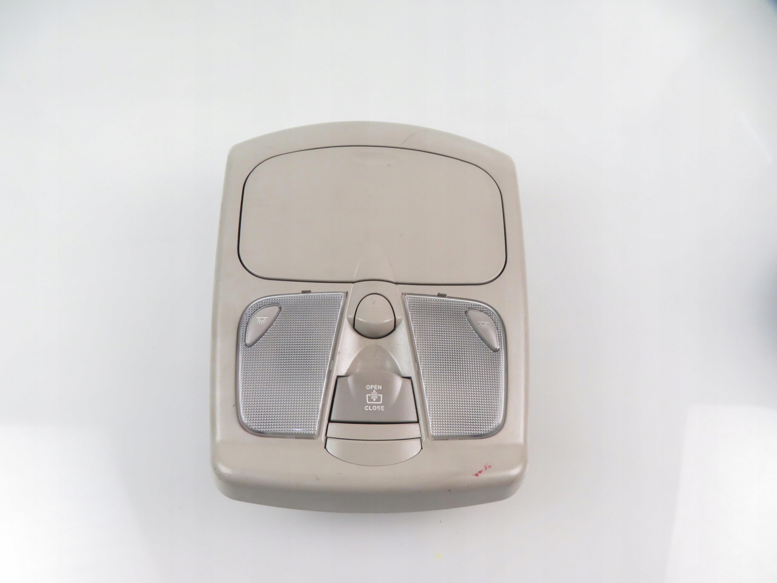 ОСВІТЛЕННЯ КАБІНИ SSANGYONG REXTON 7771008B00