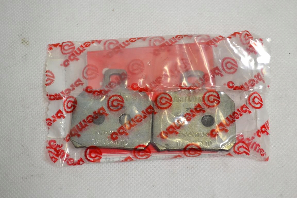 klocki hamulcowe Brembo Piaggio Beverly 400 500 X8 125 200 Gilera Nexus 500