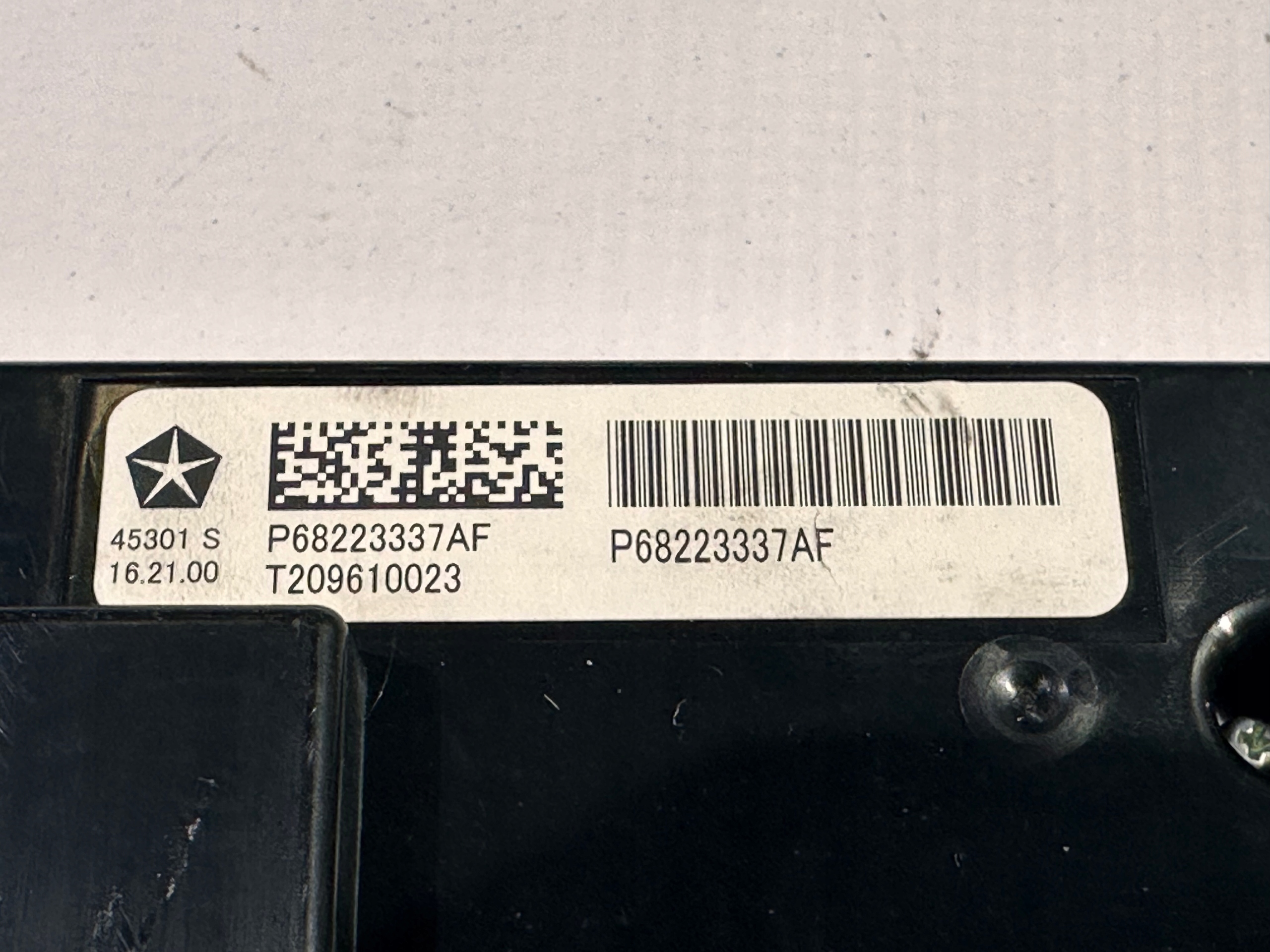 Panel a klímának tetö Chrysler Pacifica 2017+