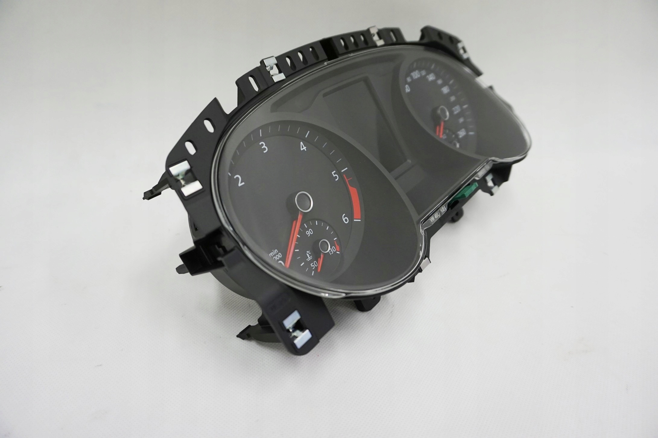 спидометр vw PASSAT B8 РЕСТАЙЛИНГ 2.0tdi 3G0920751 9KM 3G0920751G