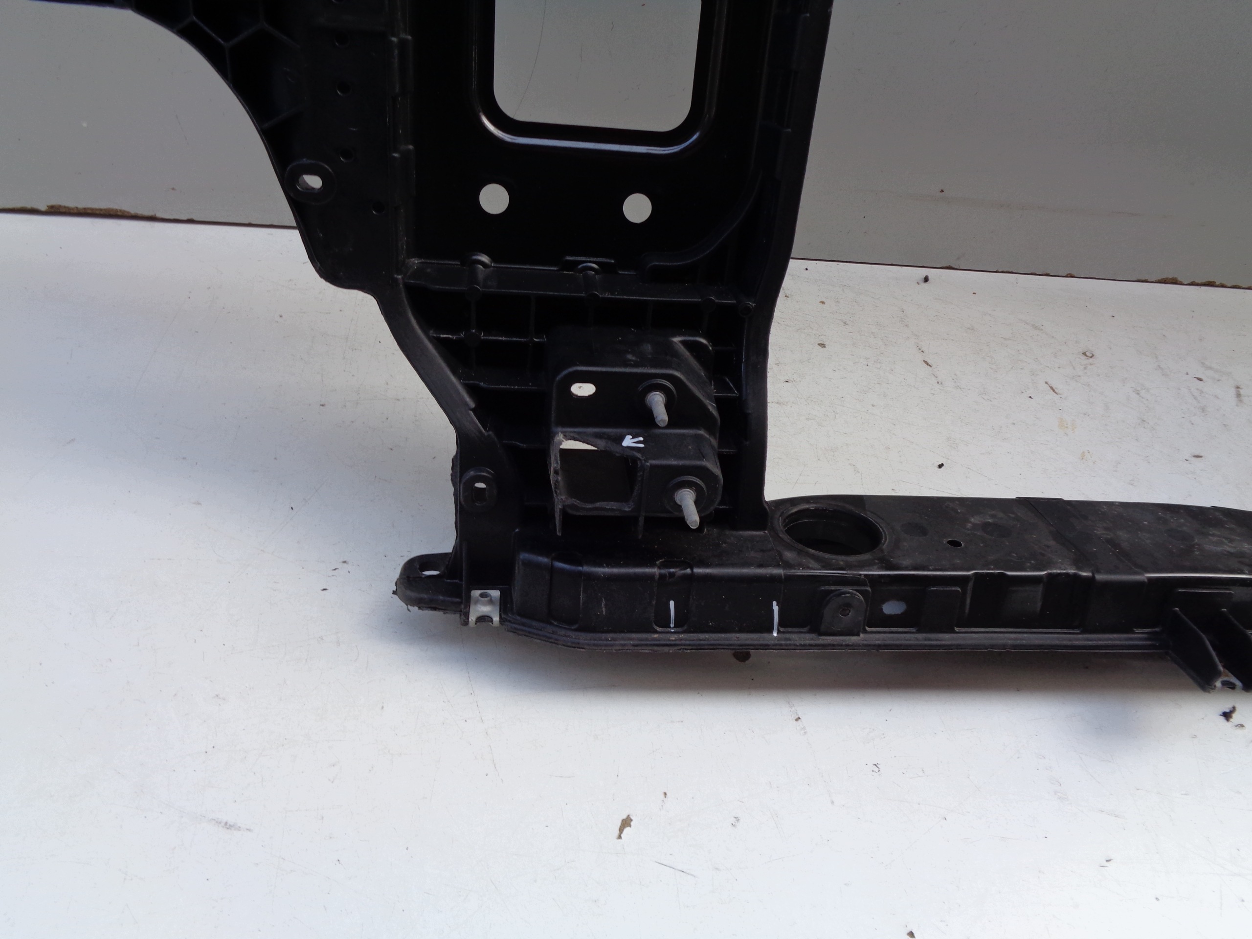 bar, wall front KIA SPORTAGE V 20- NR 53722