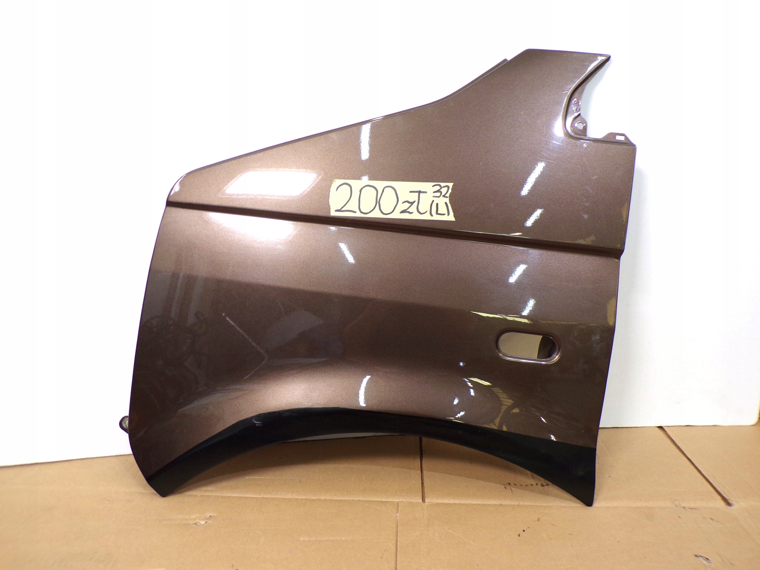 VW T5 TRANSPORTER MULTIVAN 03- fender left BRAZOWY METALIK without RDZY