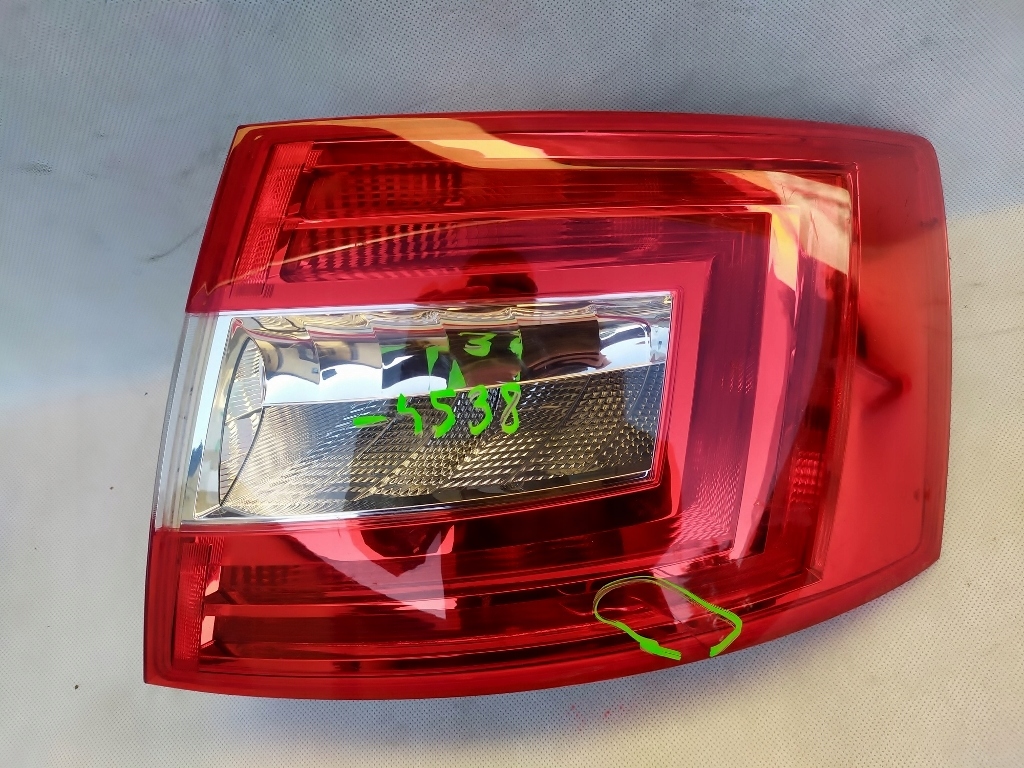 фонарь левый led SKODA ENYAQ