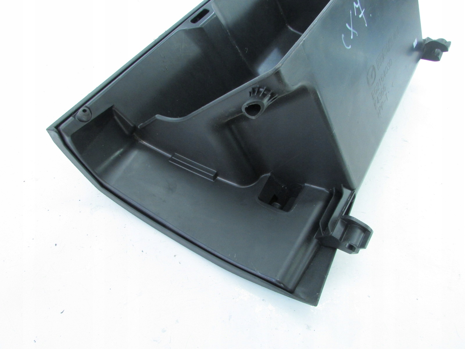 mazda CX7 бардачок пассажира европа черный 06-12r