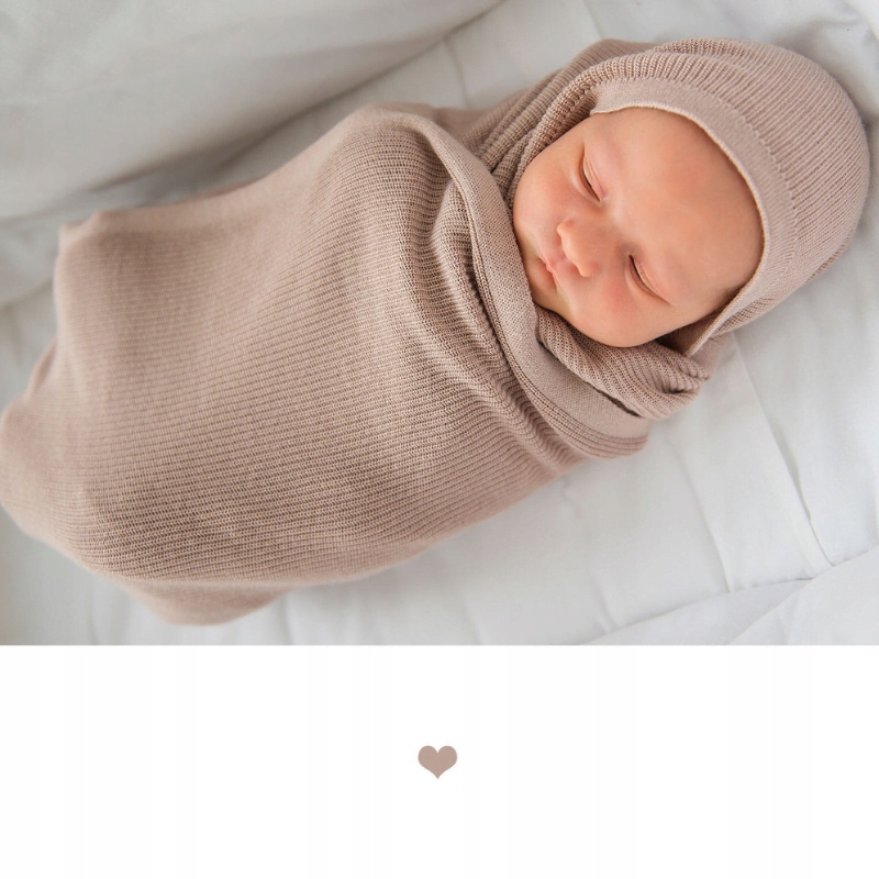 Lekki dzianinowy kocyk mgiełka beż - LULLALOVE Długość 90 cm