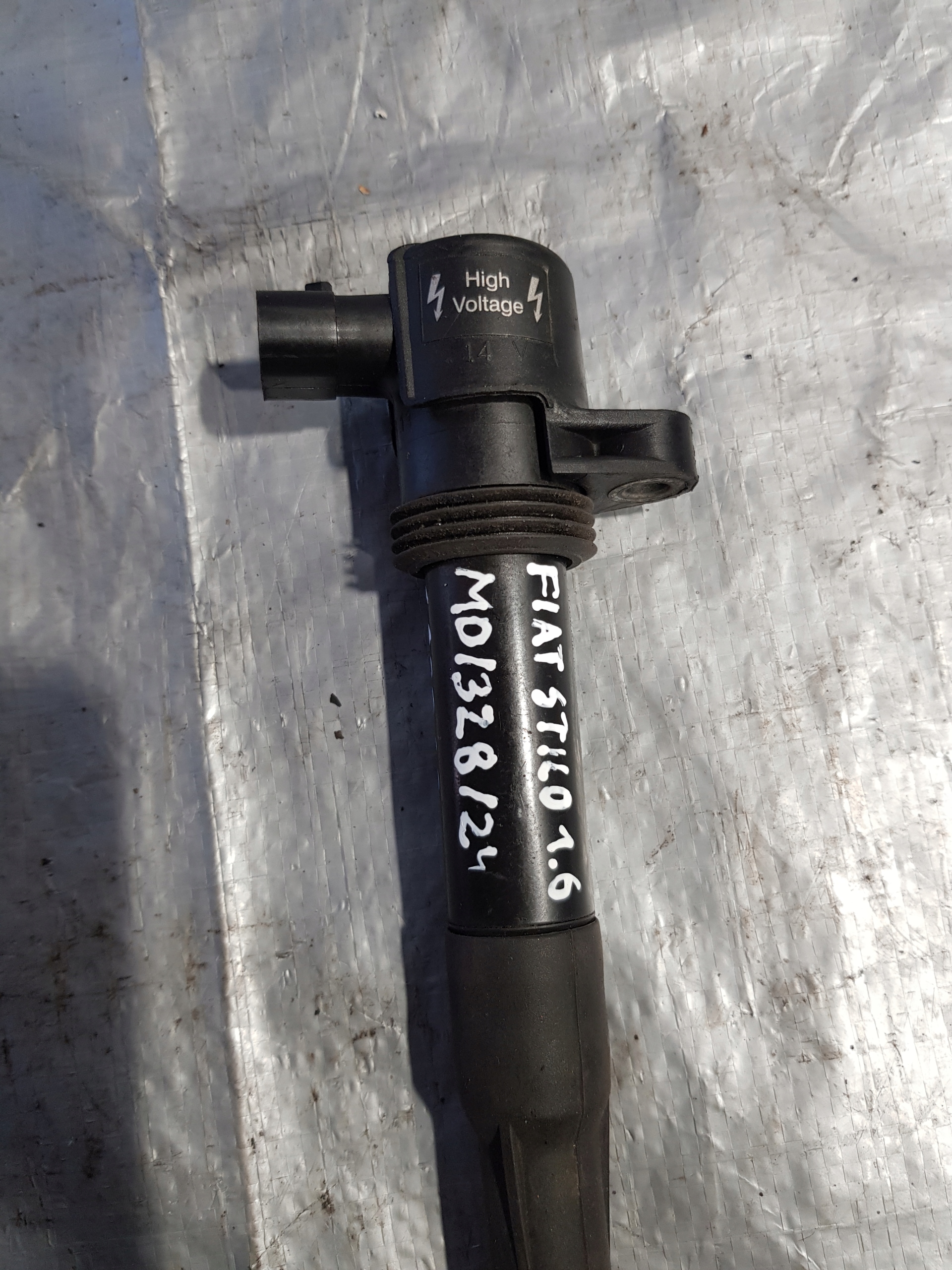 FIAT STILO and 1 1.6 coil ignition 0040100320 BERU