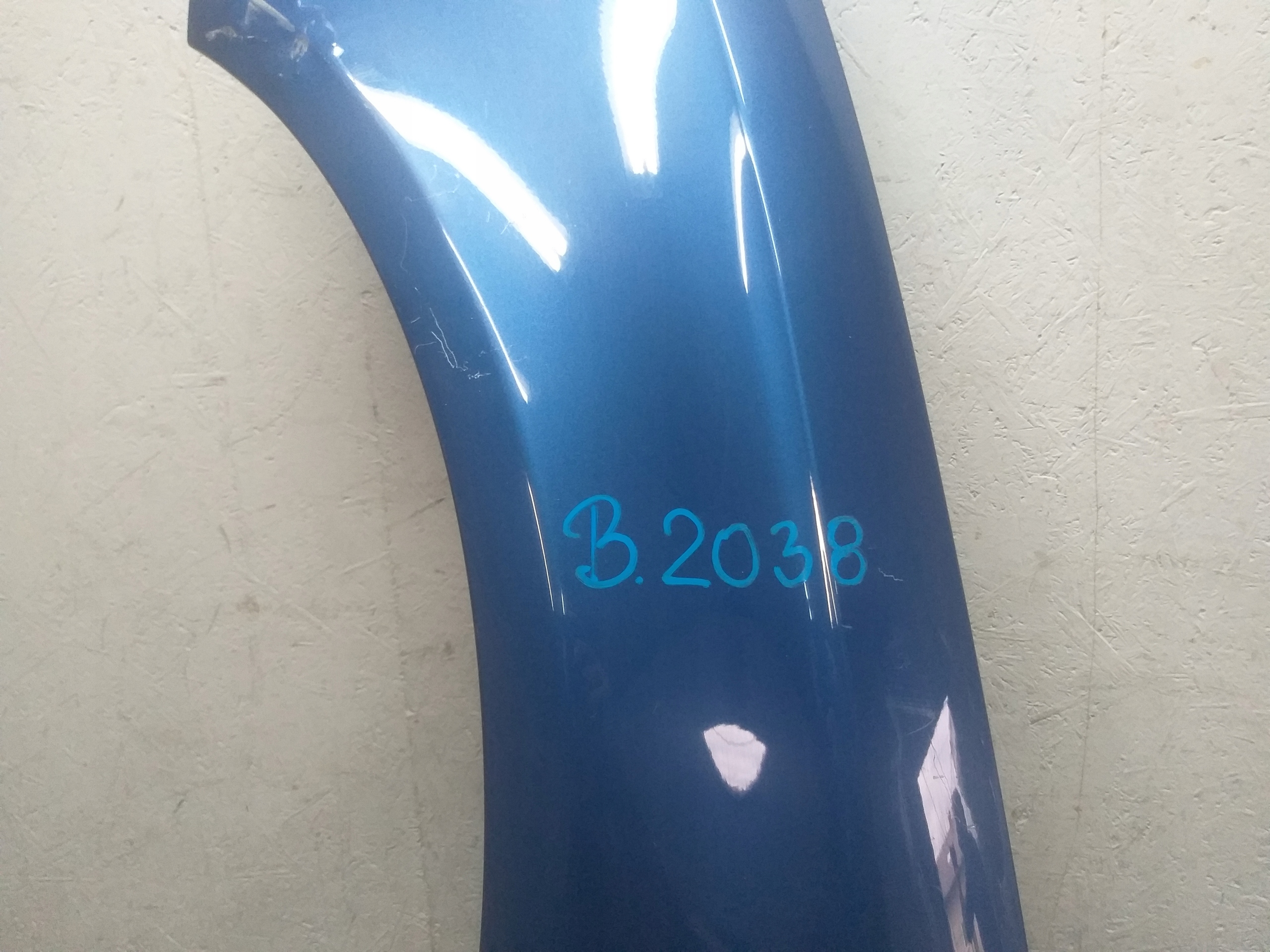 fender front left AUDI A4 B8 08-12 8K0