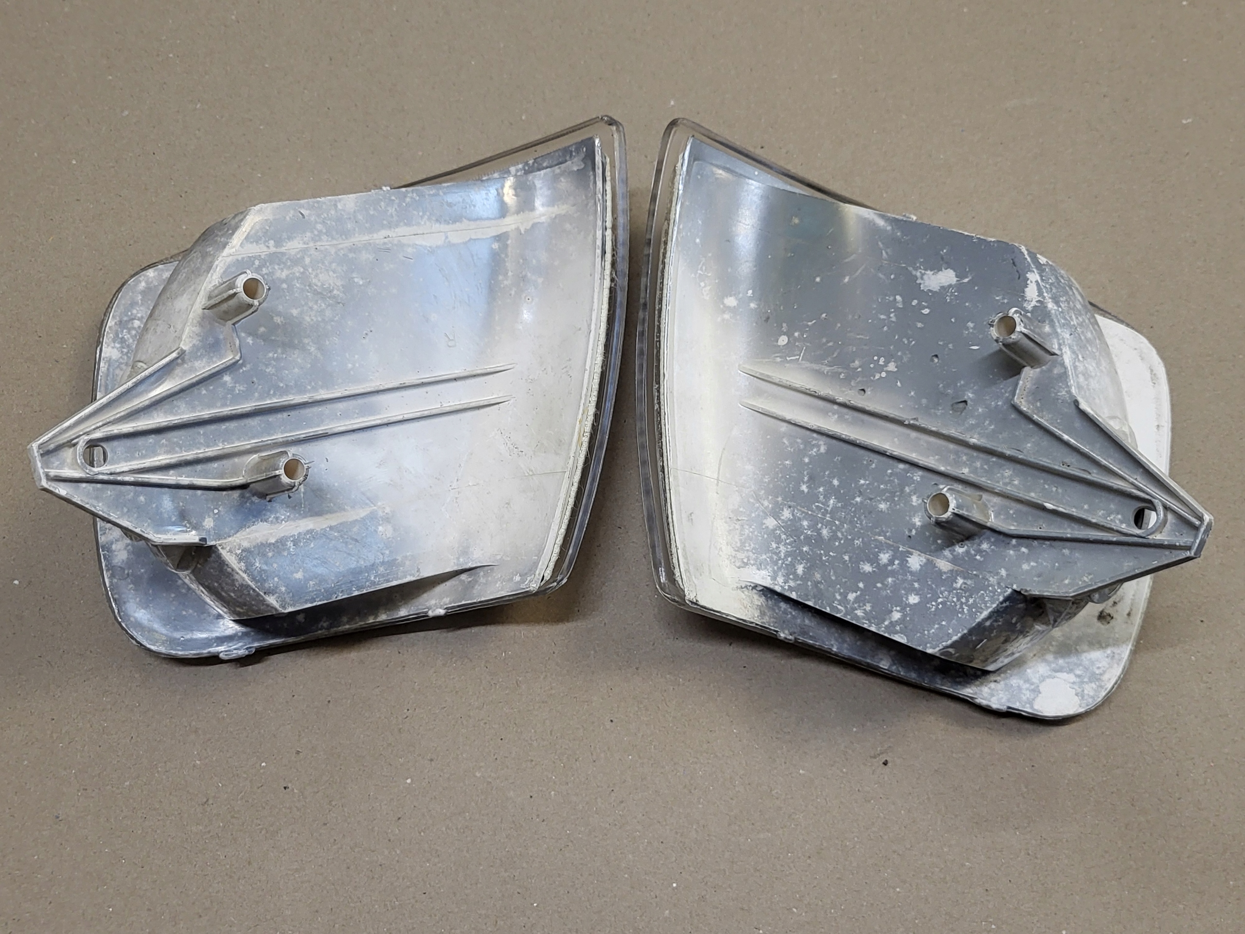 blinker indicator left front LEART FORD SIERRA II BIALY