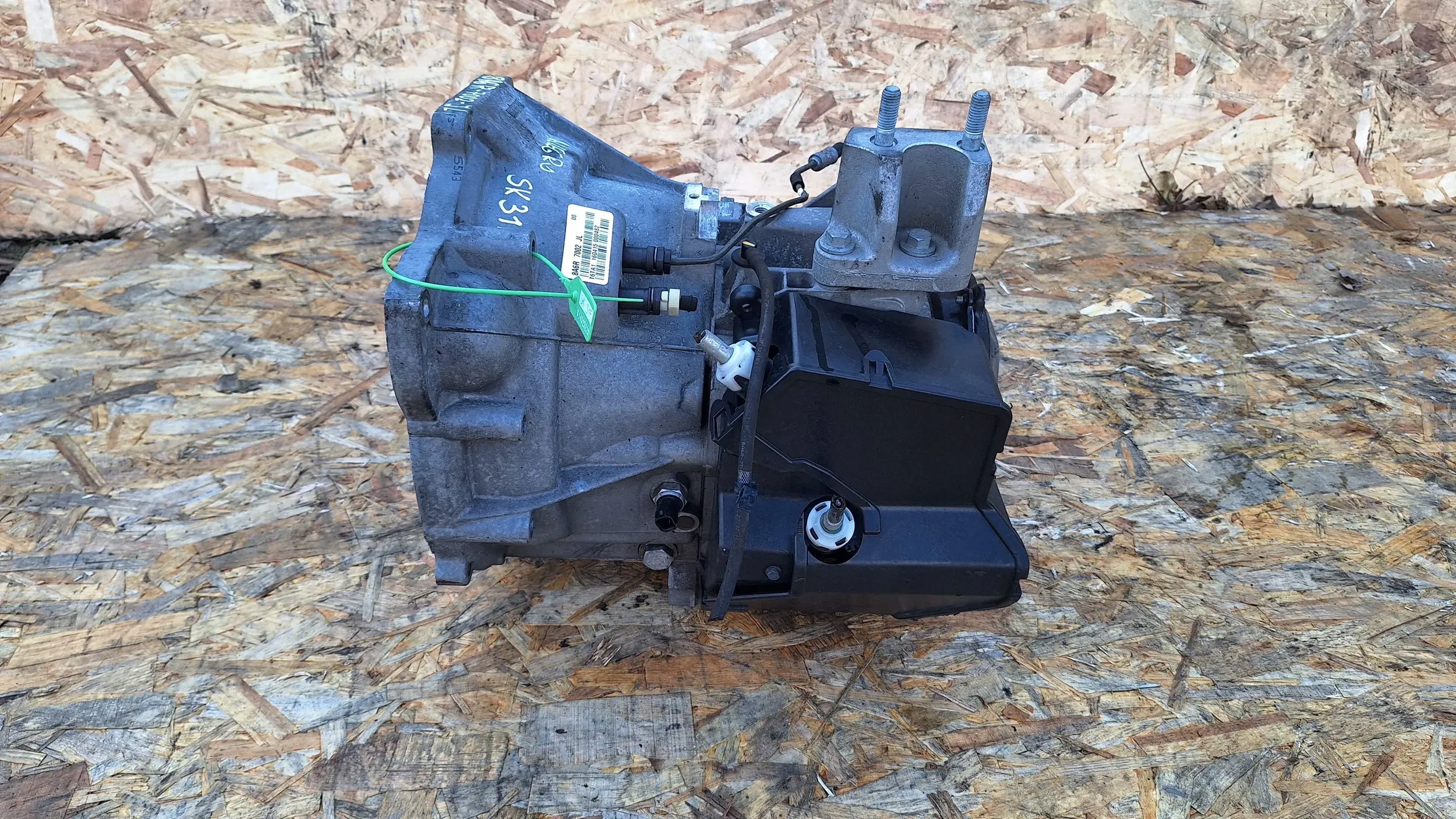 GETRIEBE 8A6R-7002-JL FORD FIESTA MK7 1.25