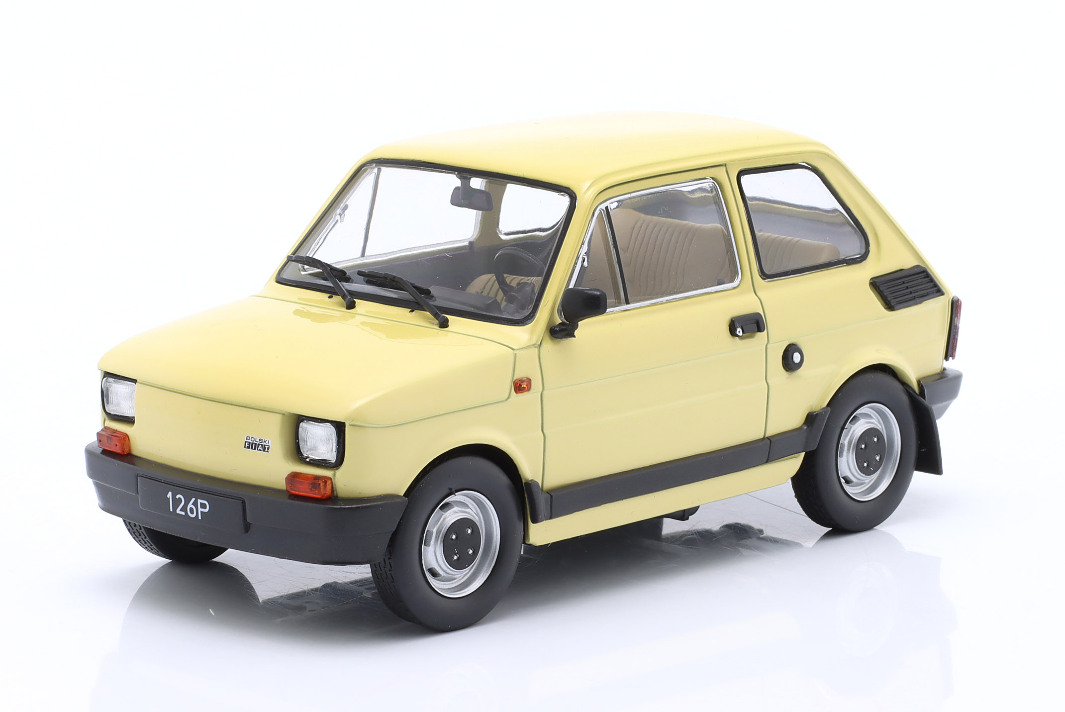 Fiat 126P Fl Batole 1985 Light Yellow WhiteBox 1:24 1/24 Model Auta