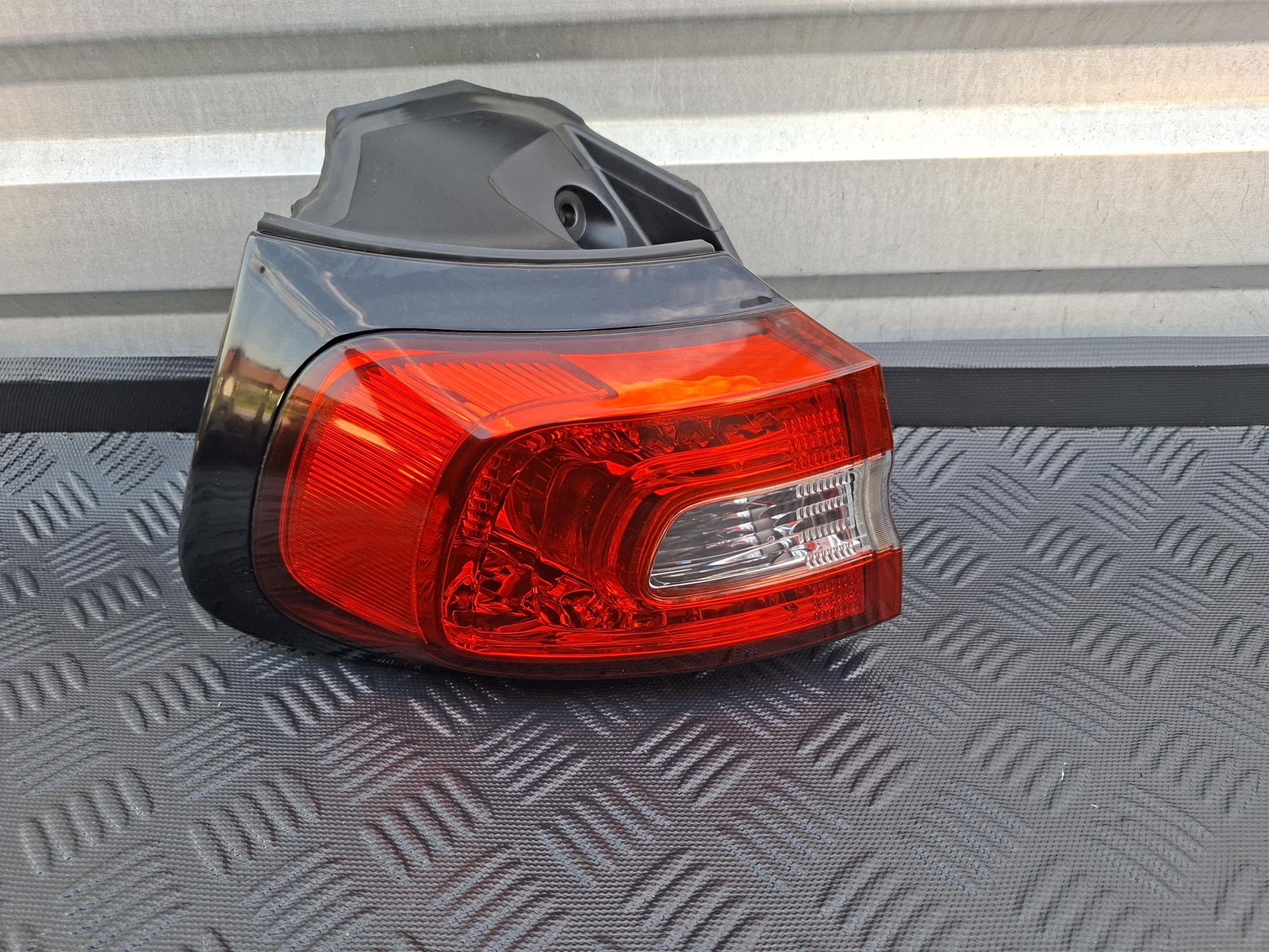 light rear part left rear left 68102909AF JEEP CHEROKEE V KL PBU