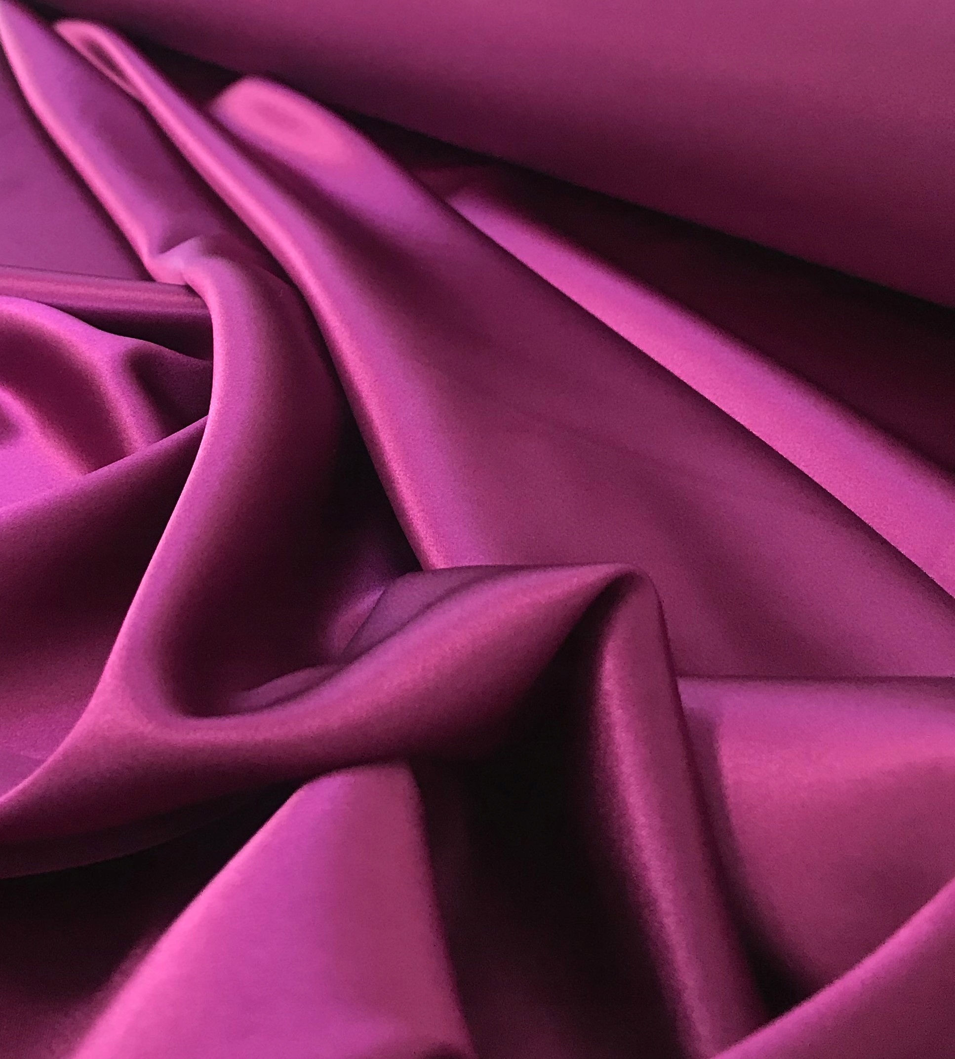 Hedvábí Přírodní Hedvábný Satén S Elastanem Barva Magenta