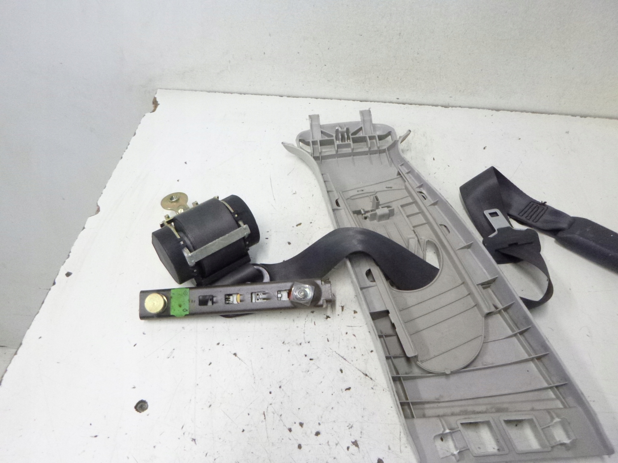tension belt safety front right Renault Megane II 03r.