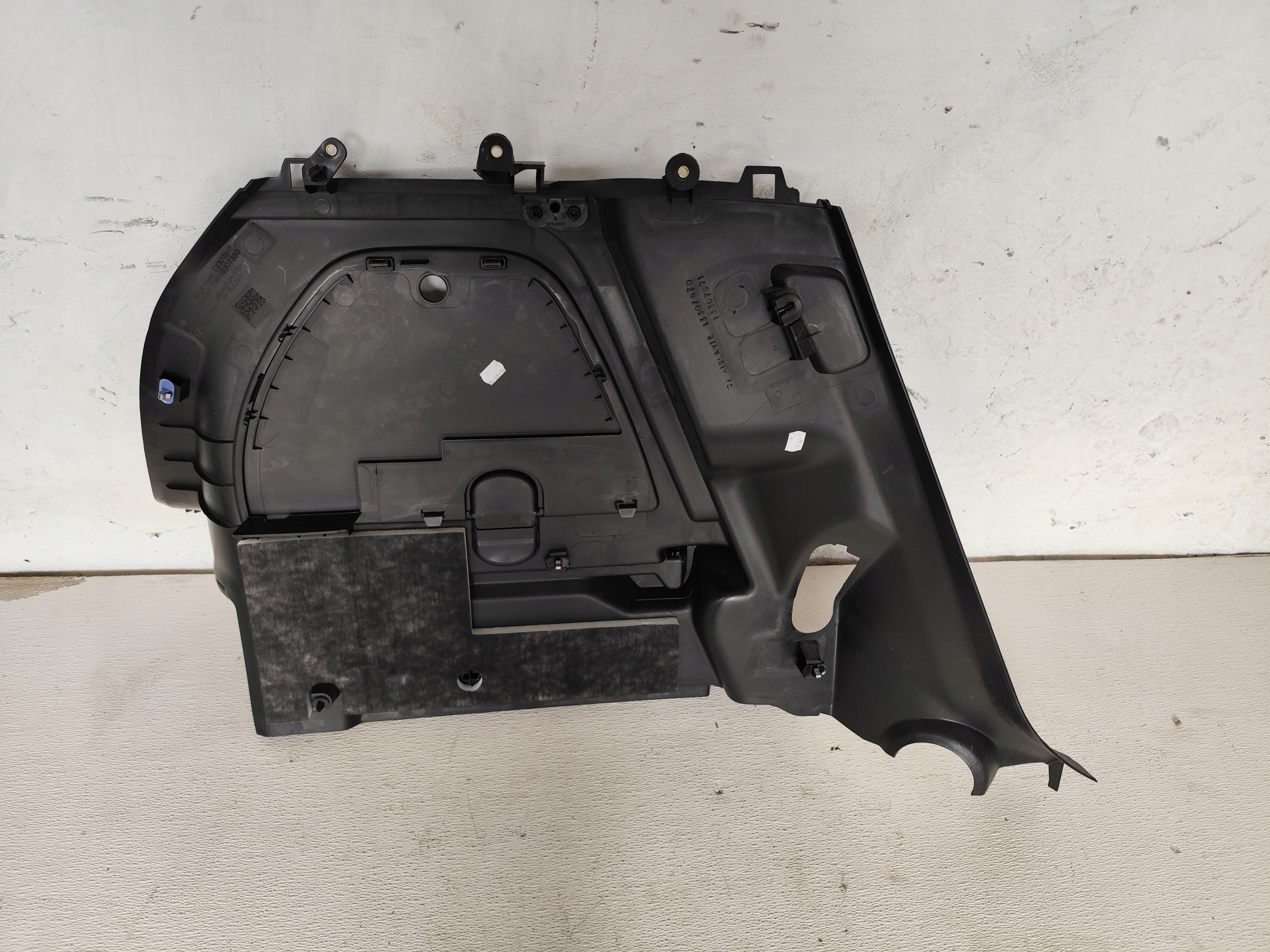 OPEL CORSA E 2015 5D boot upholstery right