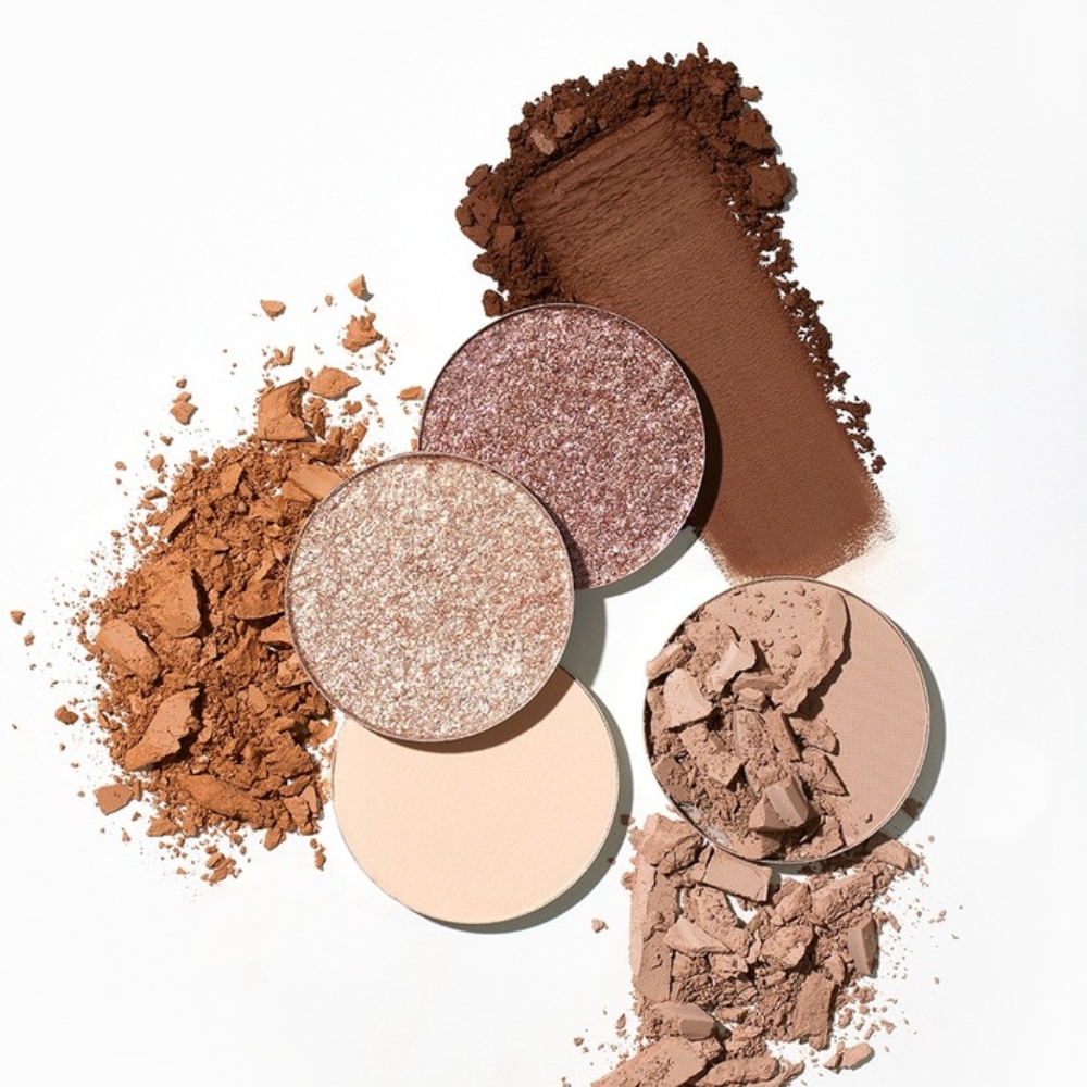 Eveline Wonder Match Mocno Błyszczący Cień Do Powiek Topper 05 Golden Glow Stan opakowania oryginalne