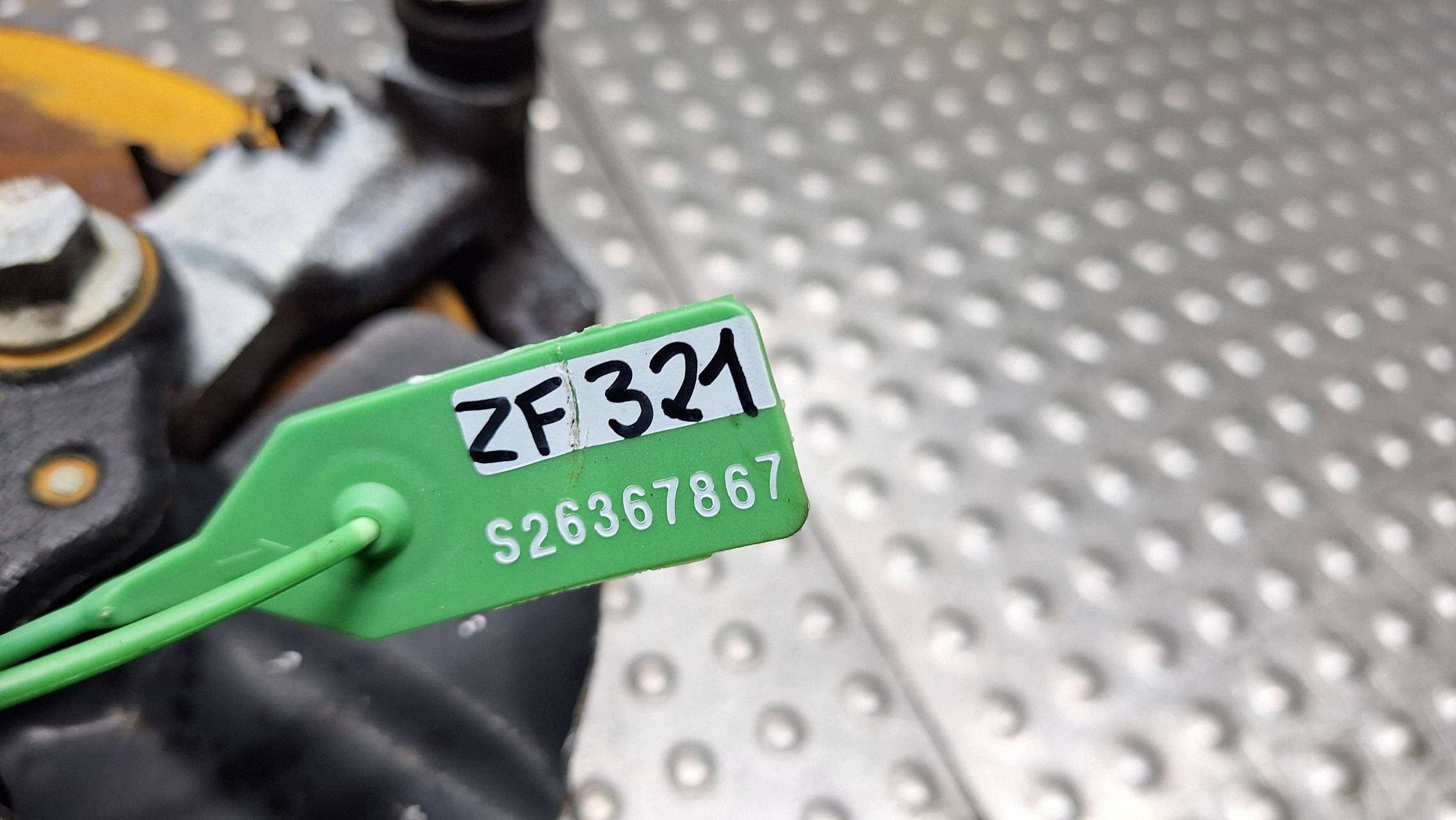 otoč čepu kotouč levý předek L1TC-3K171-B1A FORD PUMA MK2