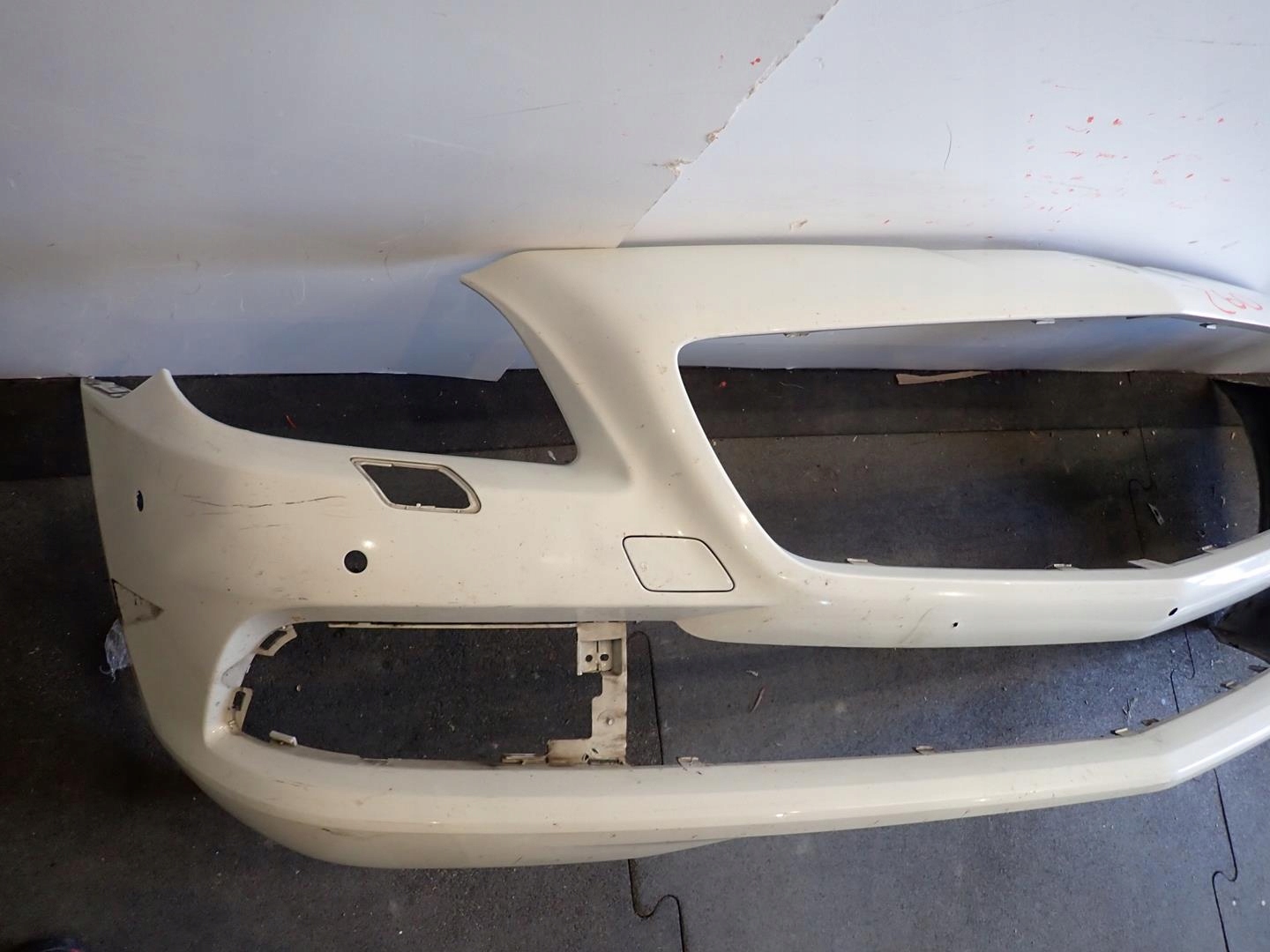 nárazník predok predný MERCEDES SLK W172 2011