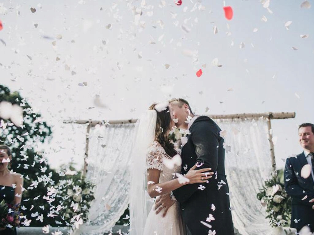 Tuby strzelające KONFETTI tuba 80cm SERCA CZERWONE SERDUSZKA ŚLUB ZARĘCZYNY Nazwa Confetti Cannon