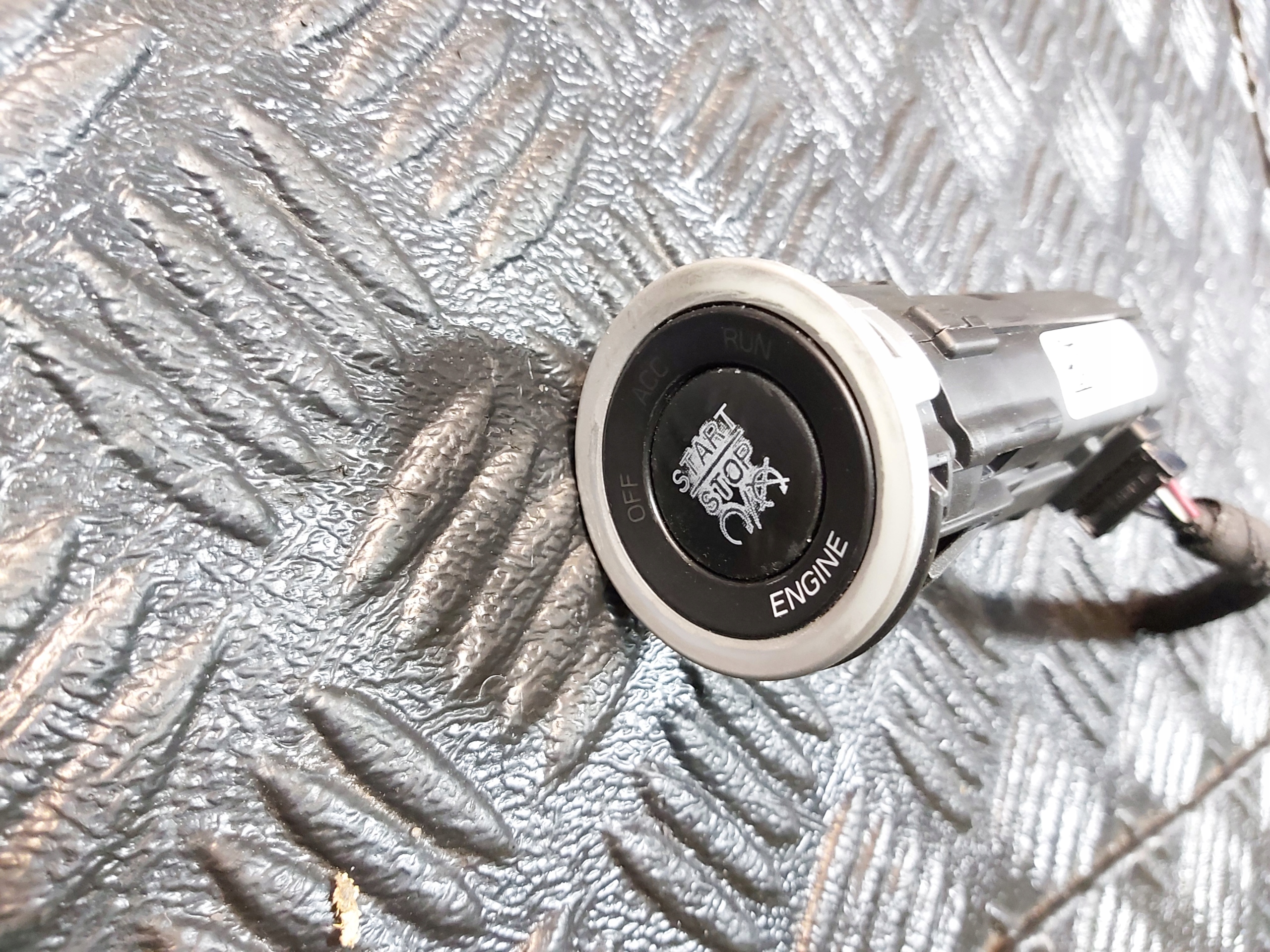 STEROWNIK MODUL 1KW59DX9AC CHRYSLER 300C II THEMA