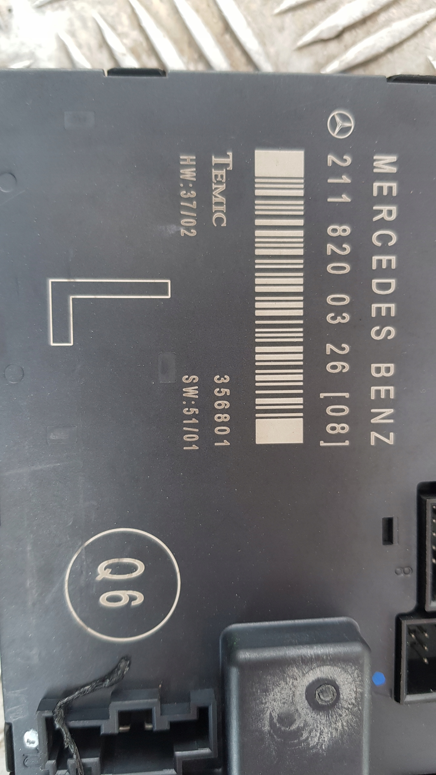 MERCEDES W211 control unit door 2118200326