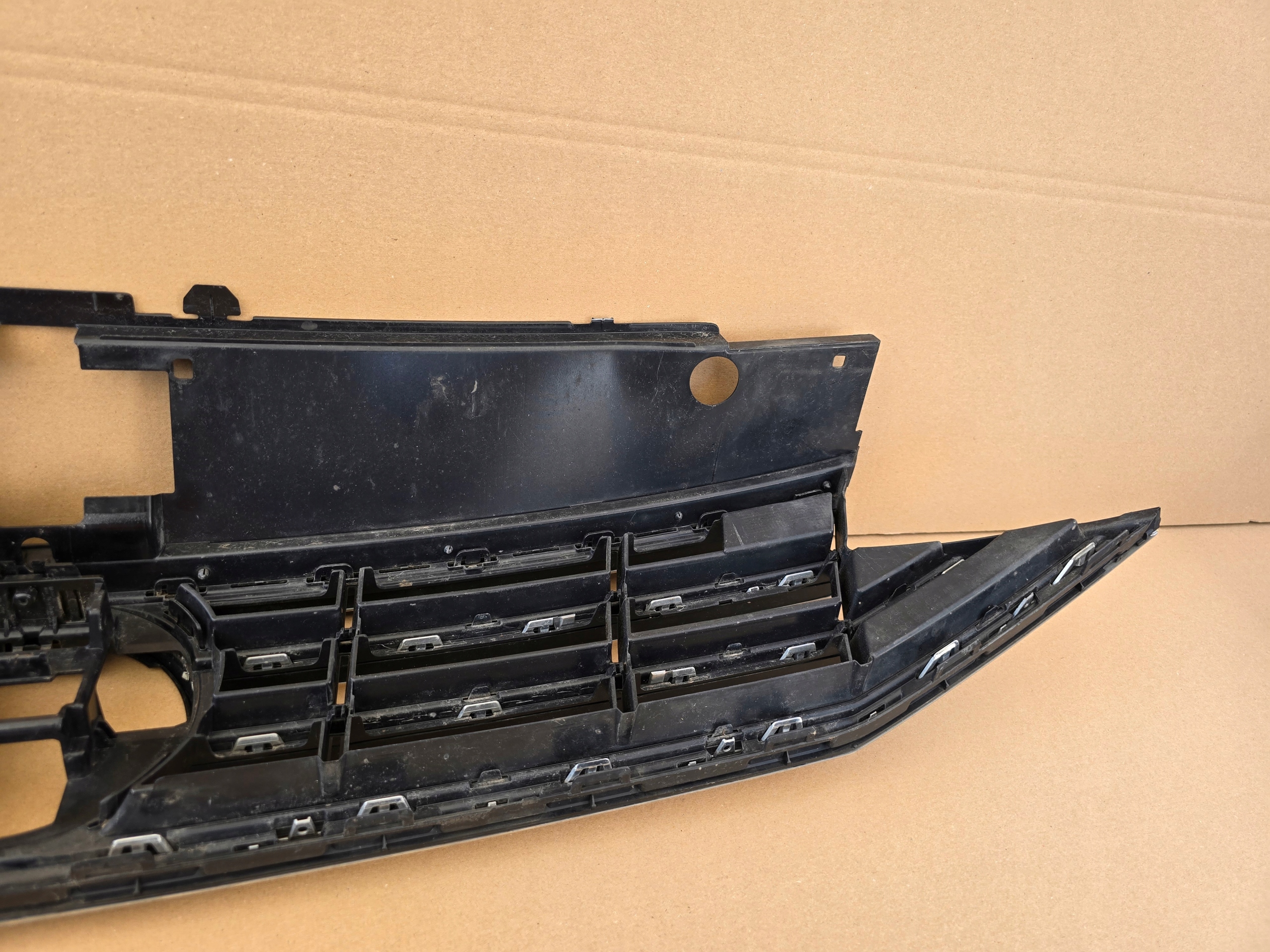 VW Passat B8 Kühlergrill FRONTGRILL Kühlergitter 3G0853653 - Thumbnail 5