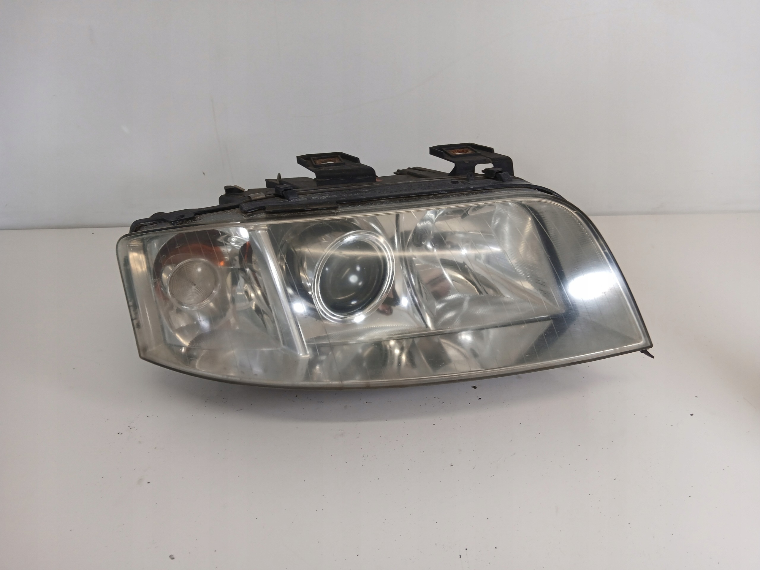 AUDI A6 C5 LIFT light right front XENON control unit EUROPA