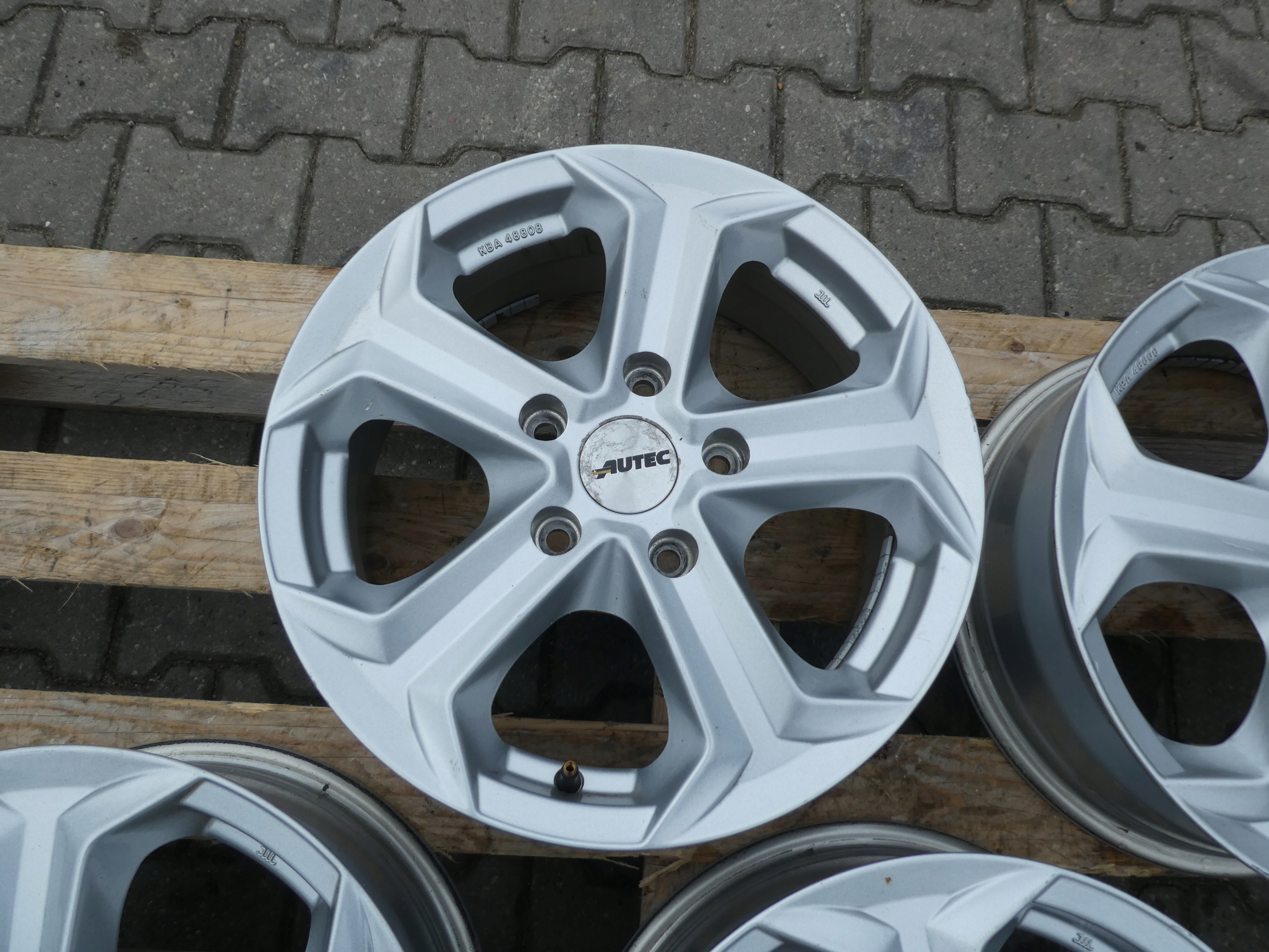 4X discs aluminium disc VW T5 T6 KBA 48808 5X120