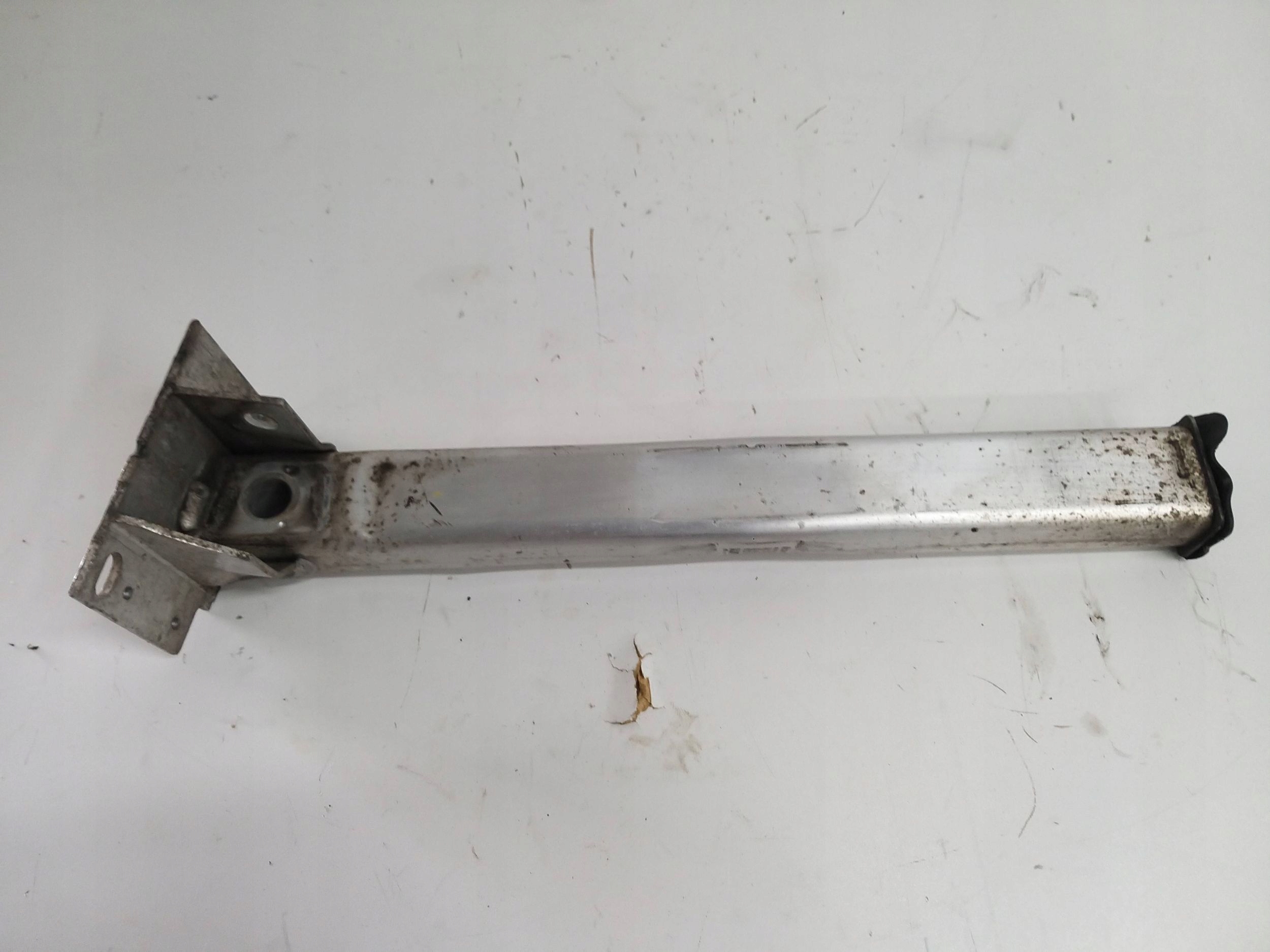 PEUGEOT 3008 and 09-16 beam tip left