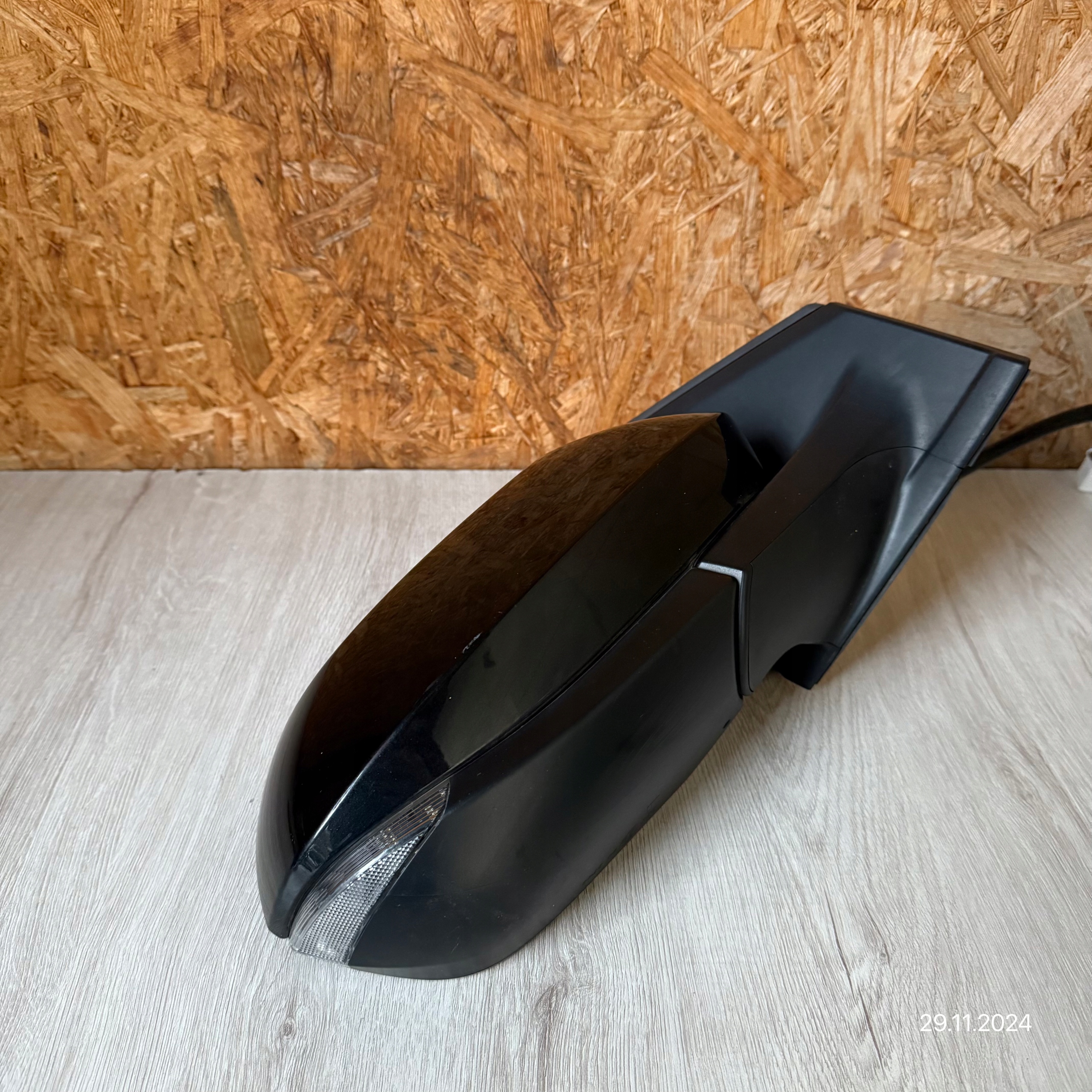 mirror right TOYOTA YARIS IV 8 PIN