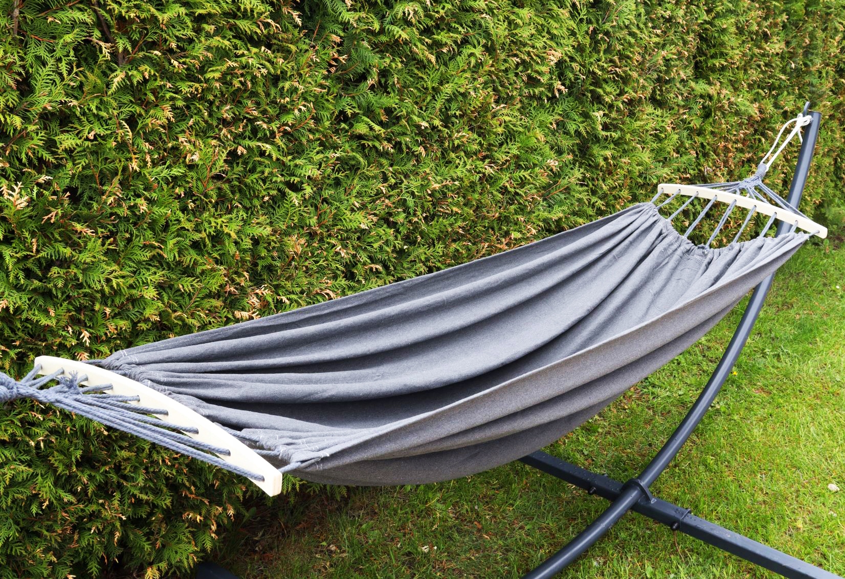HAMAK ZE STELAŻEM LEŻAK OGRODOWY MOCNY 2-OSOBOWY HUŚTAWKA 270x150 WZ8 Model Hamak z drążkiem