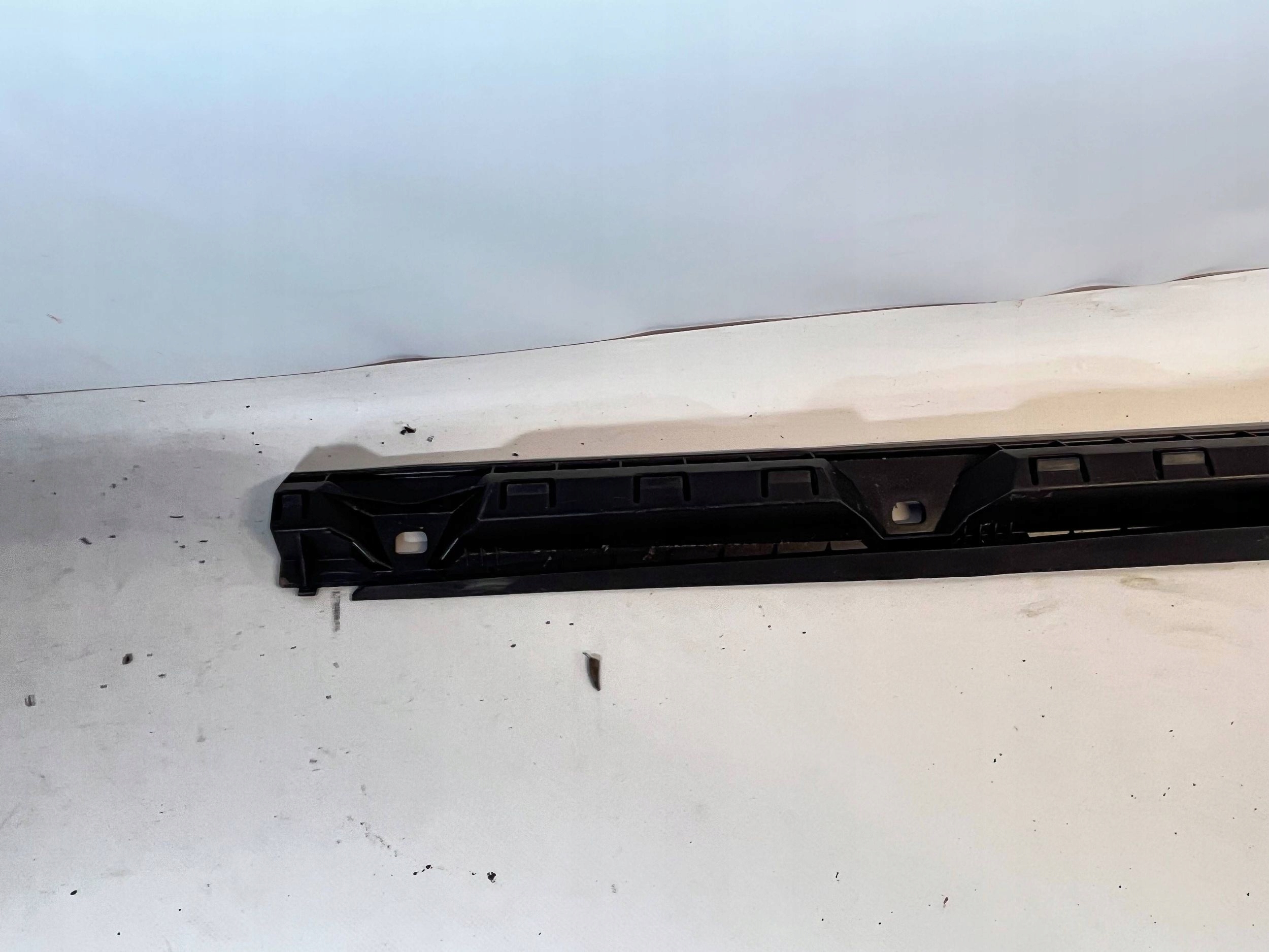 Support plaque Moulage progowej Audi A1 8XA854536A