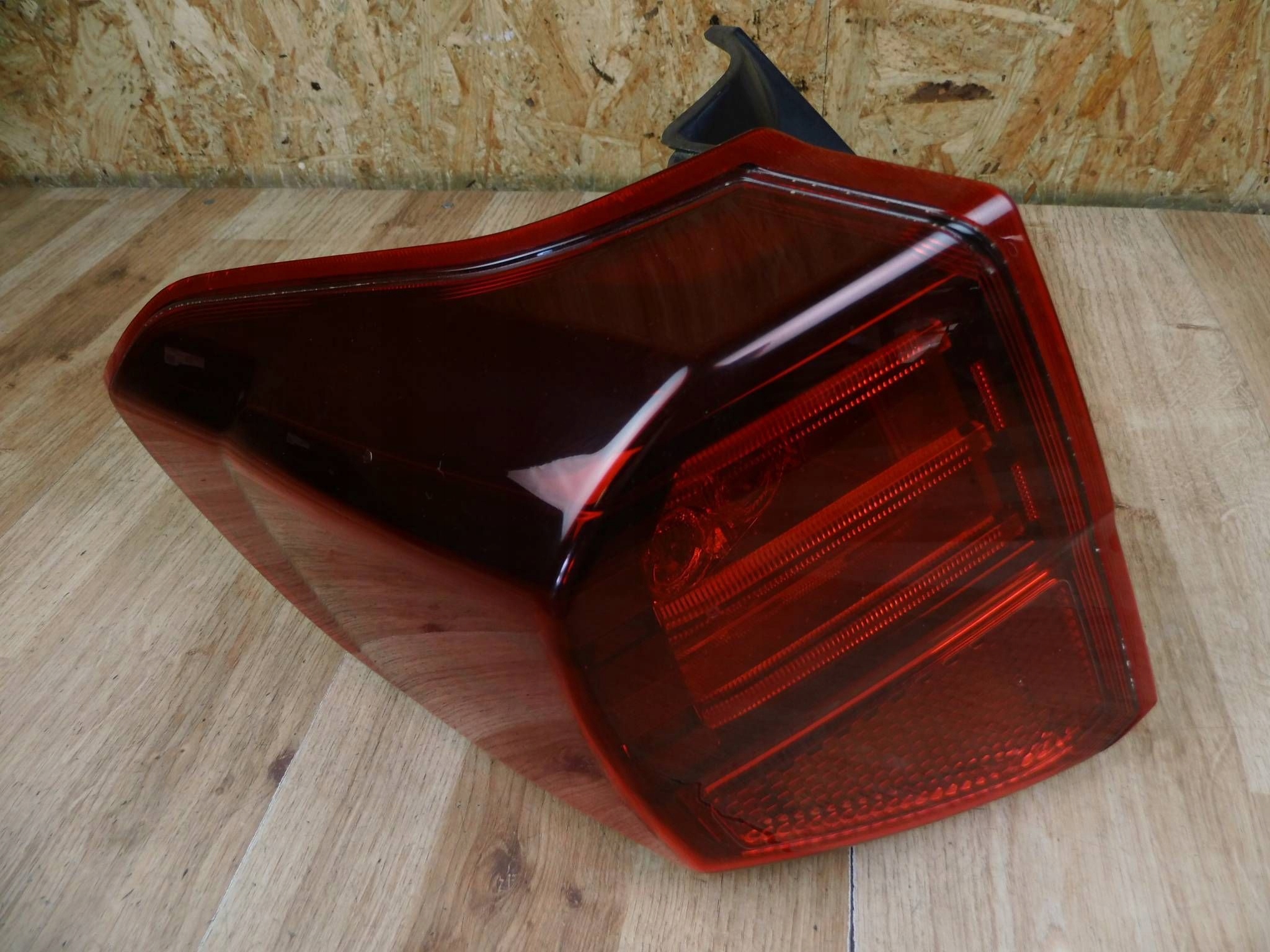 Suzuki Vitara II LY 2018-2025 light left rear part rear left