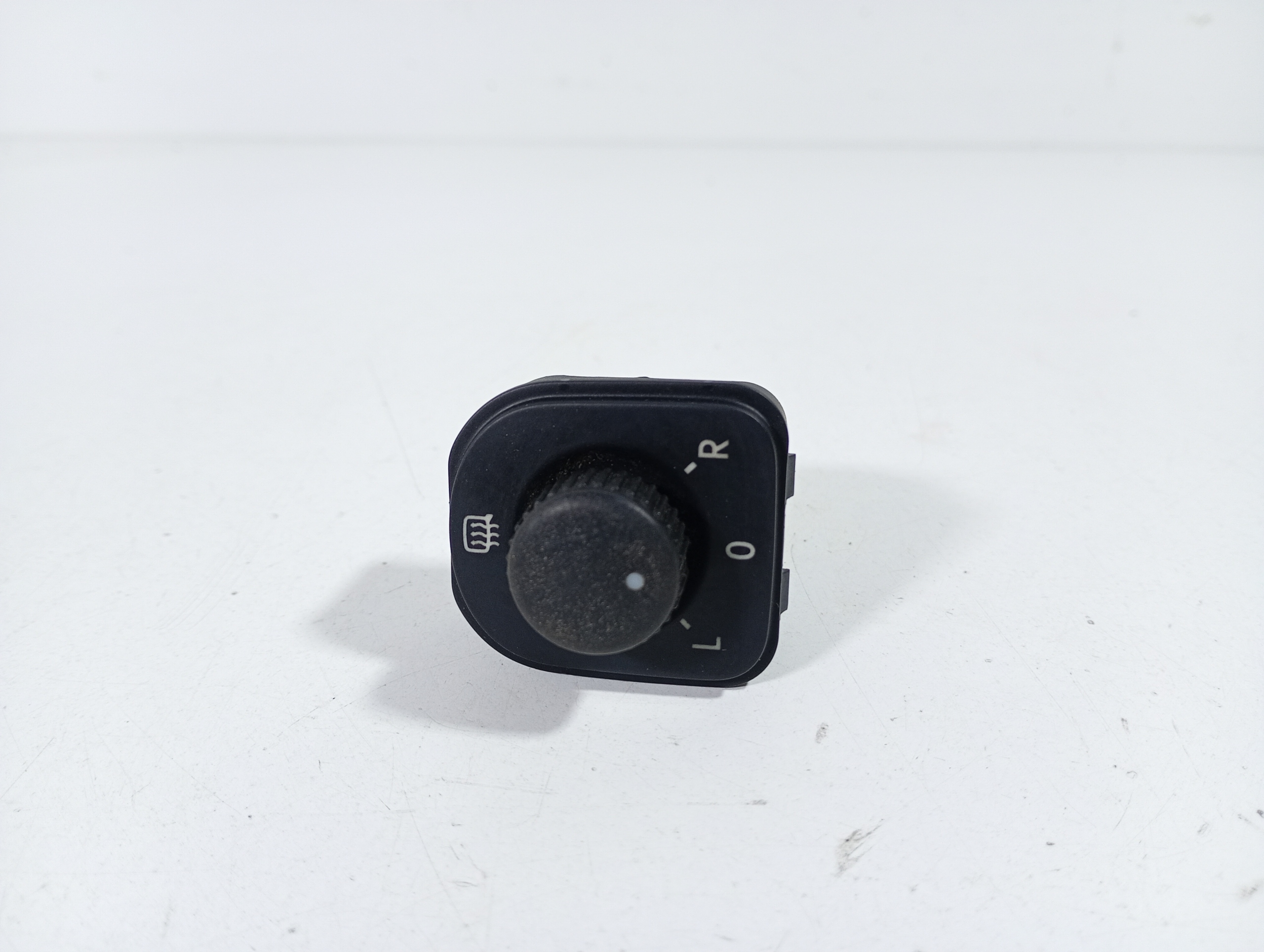 VW Passat B6 05-10 switch switch REGULACJA of mirrors OE 1K0959565H