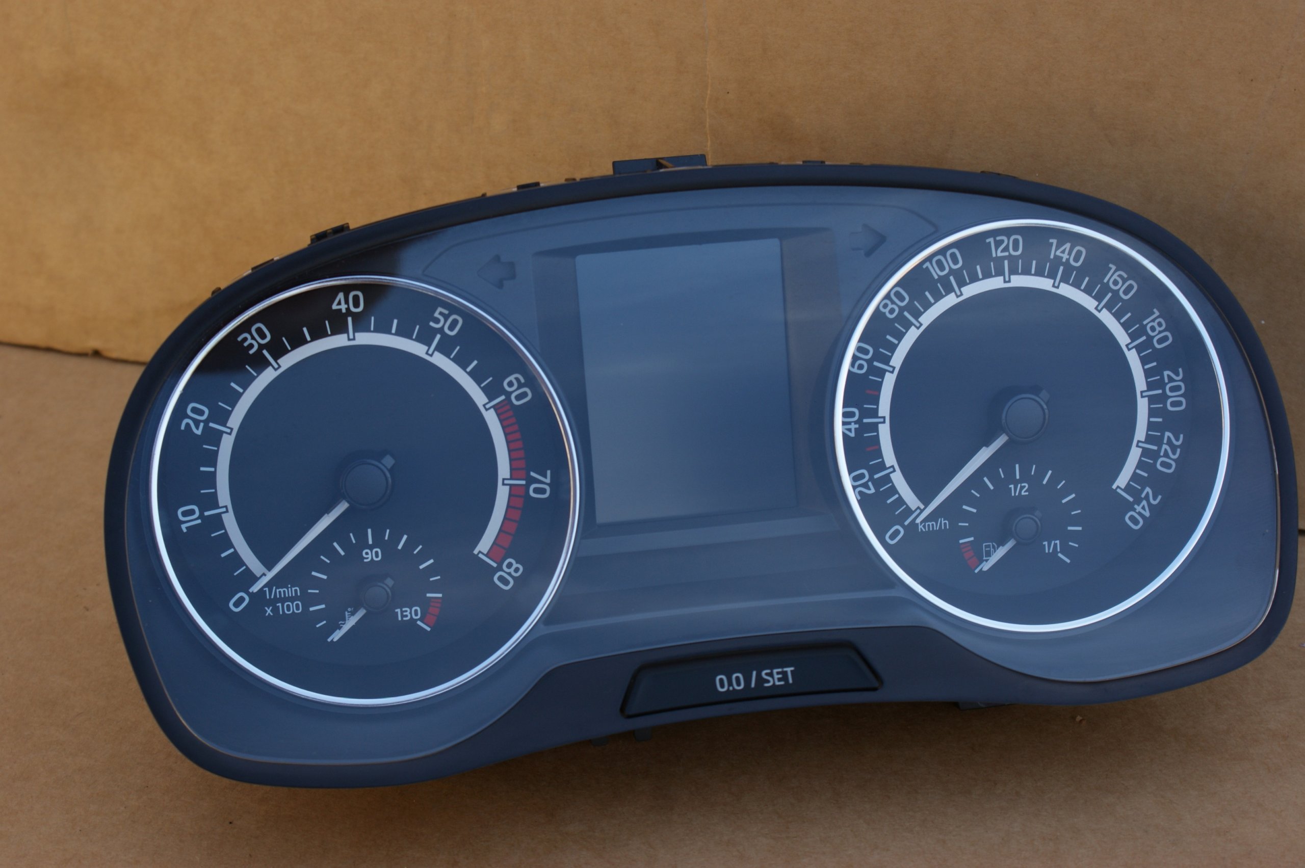 SKODA FABIA УНИВЕРСАЛ МОНТЕ-КАРЛО СЧЕТЧИК 6V0920746A