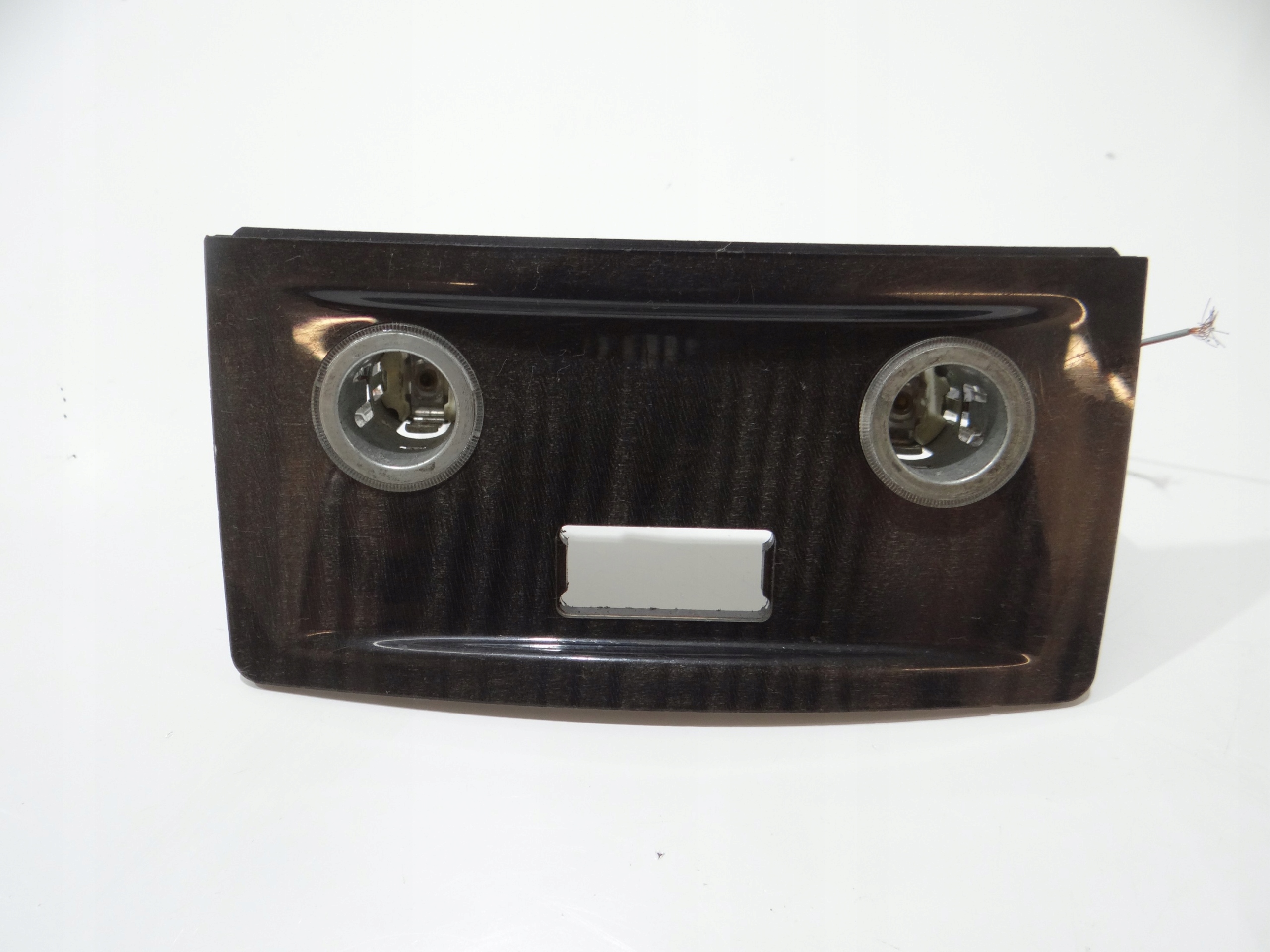 DEKOR adapter ZAPALNICZKI BMW E60 E61 OE 7141072 (16588815)