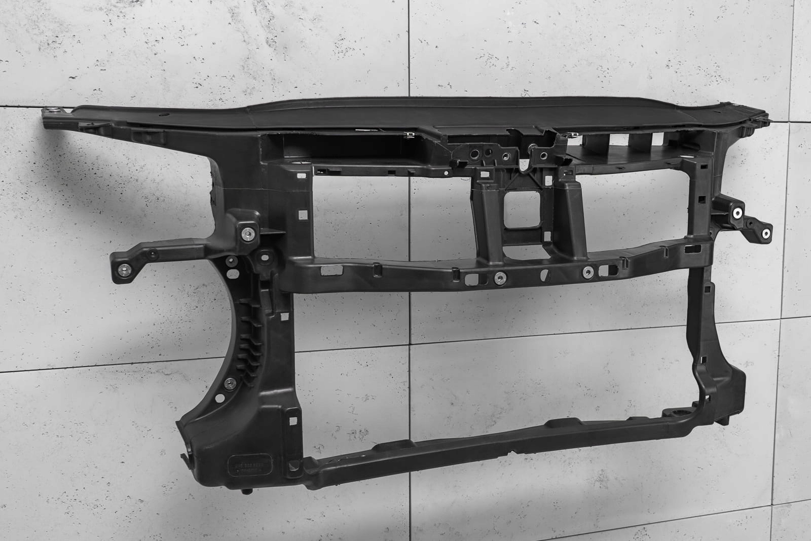 PAS PRZEDNI VOLKSWAGEN PASSAT CC 08-12 3C8805588C EAN (GTIN) 5905226093179